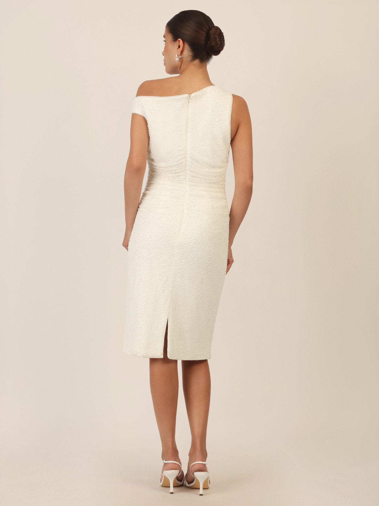 Apart Abendkleid mit Raffungen