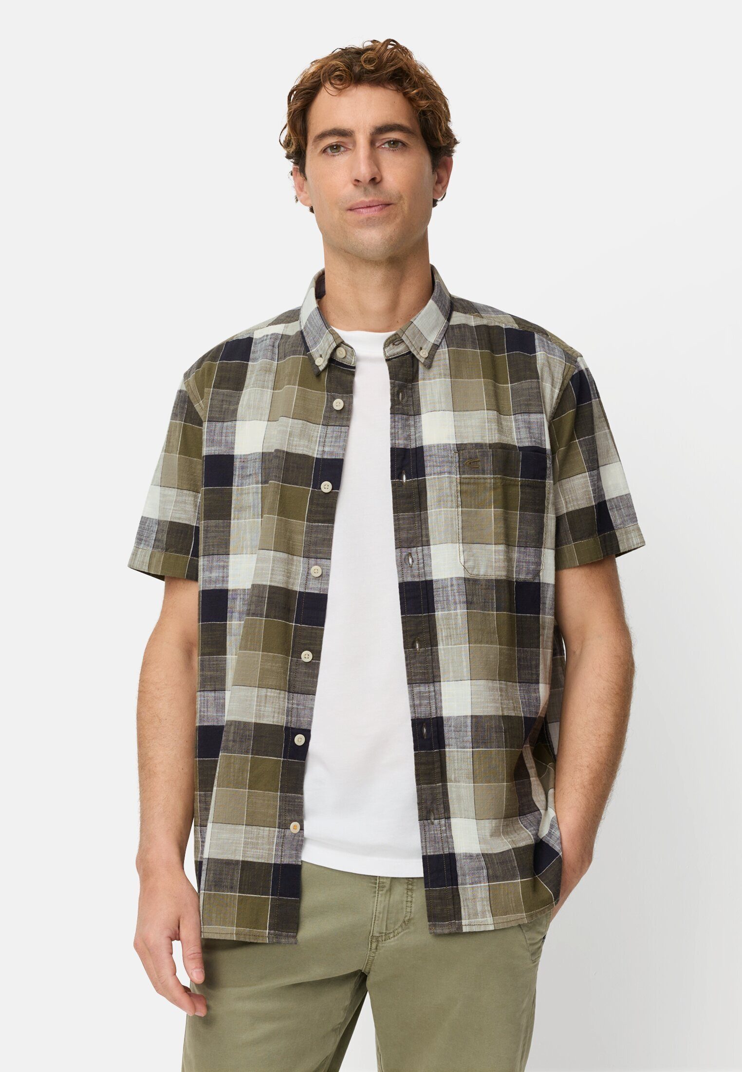 camel active Kurzarmhemd aus reiner Baumwolle Kurzarm Button-Down