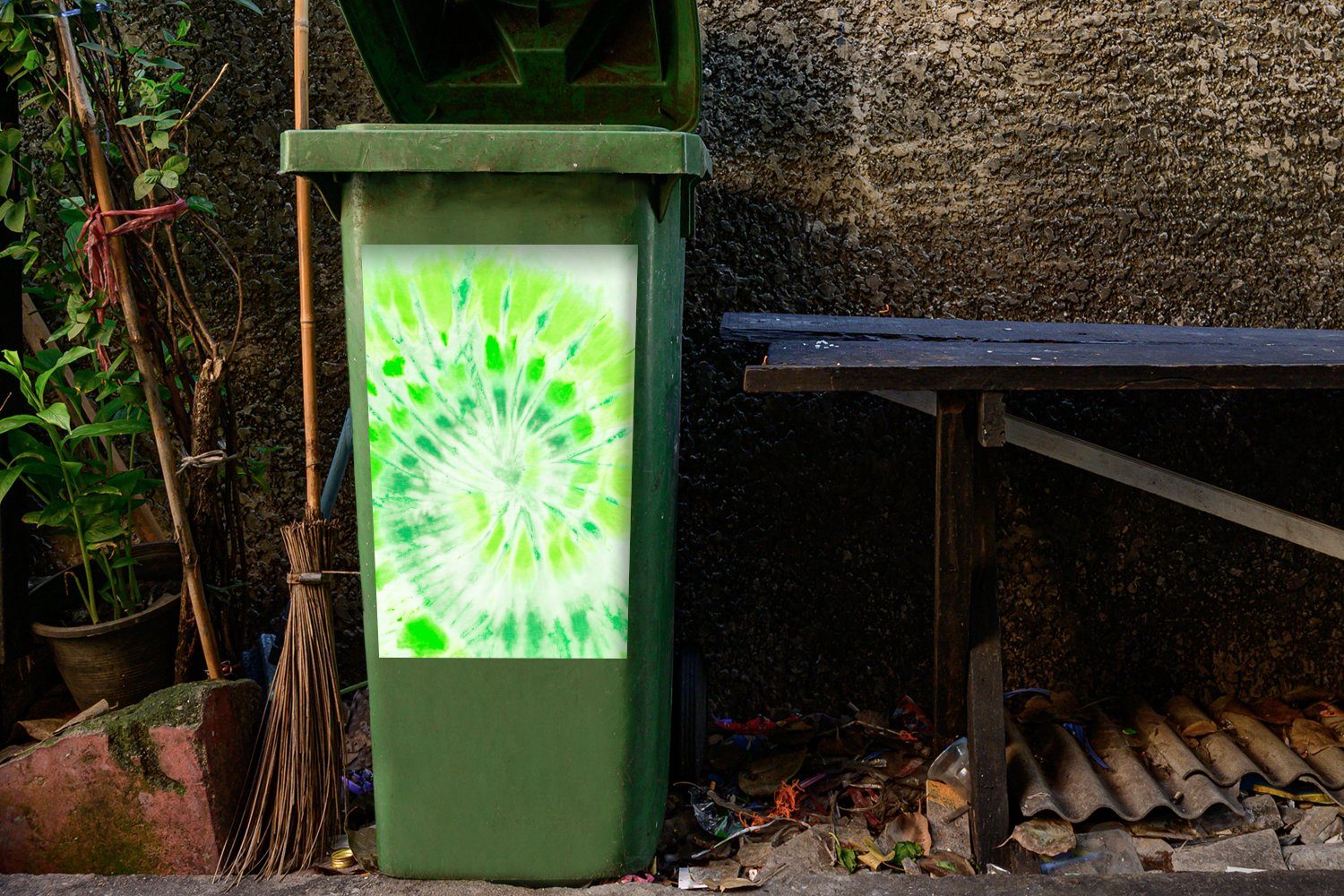 Container, St), Mülltonne, Wandsticker (1 MuchoWow - Grün Spirale Abfalbehälter Mülleimer-aufkleber, Sticker, Krawattenfärbung -
