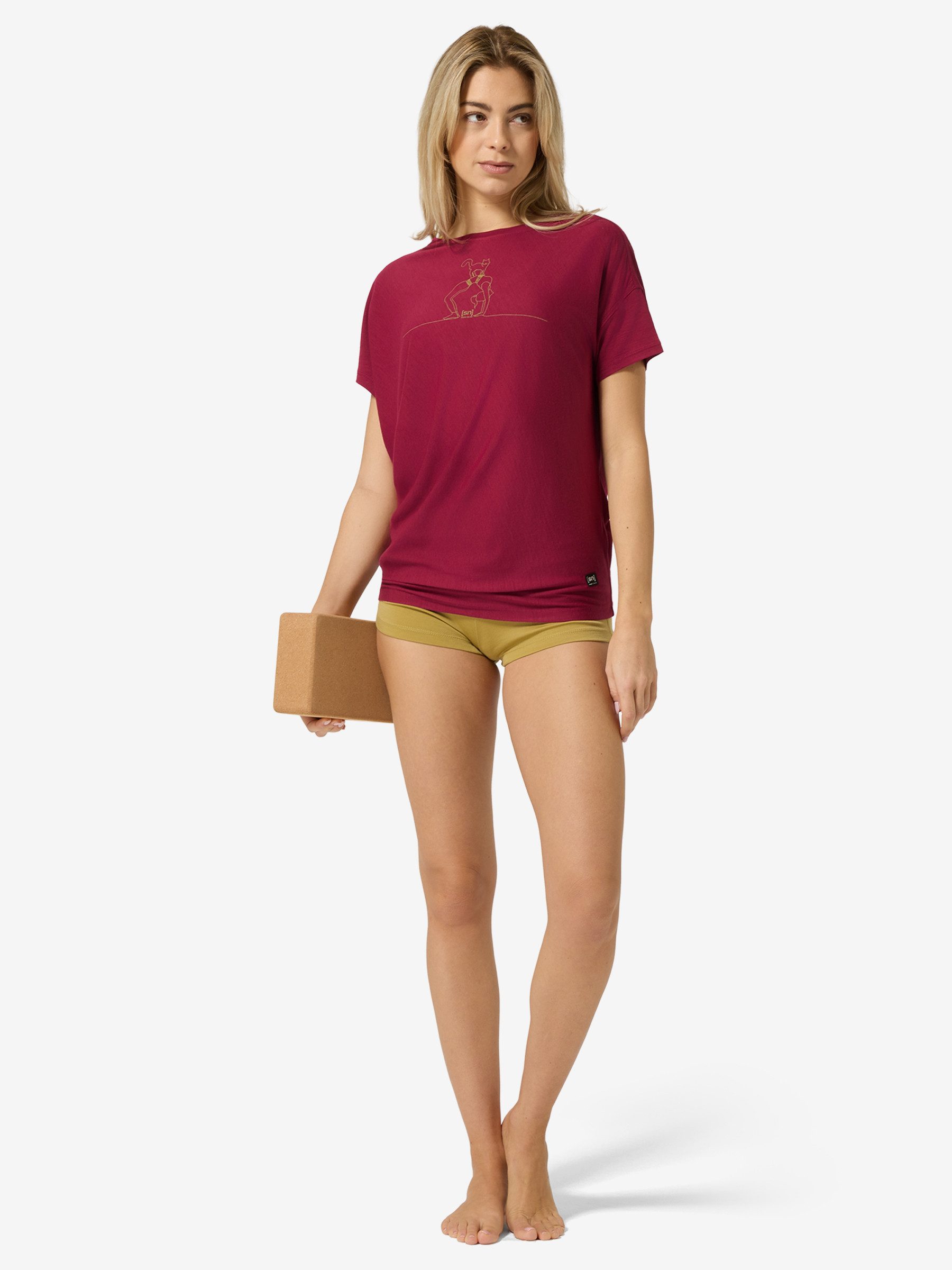 SUPER.NATURAL T-Shirt für Damen, Merino W CAT YOGA LOOSE TEE mit Tier-Motiv, atmungsaktiv