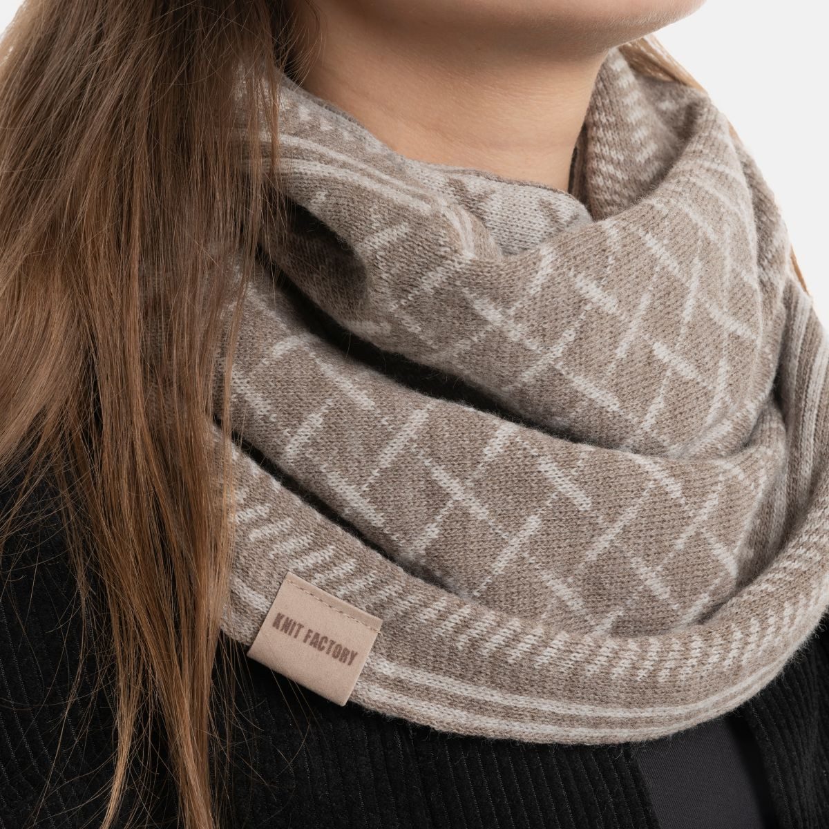 Knit Factory Strickschal Dusk Loop Schal Marron/Iced Clay, (1-St), Schal Halstuch Dreiecksschal Tuch Strickmode