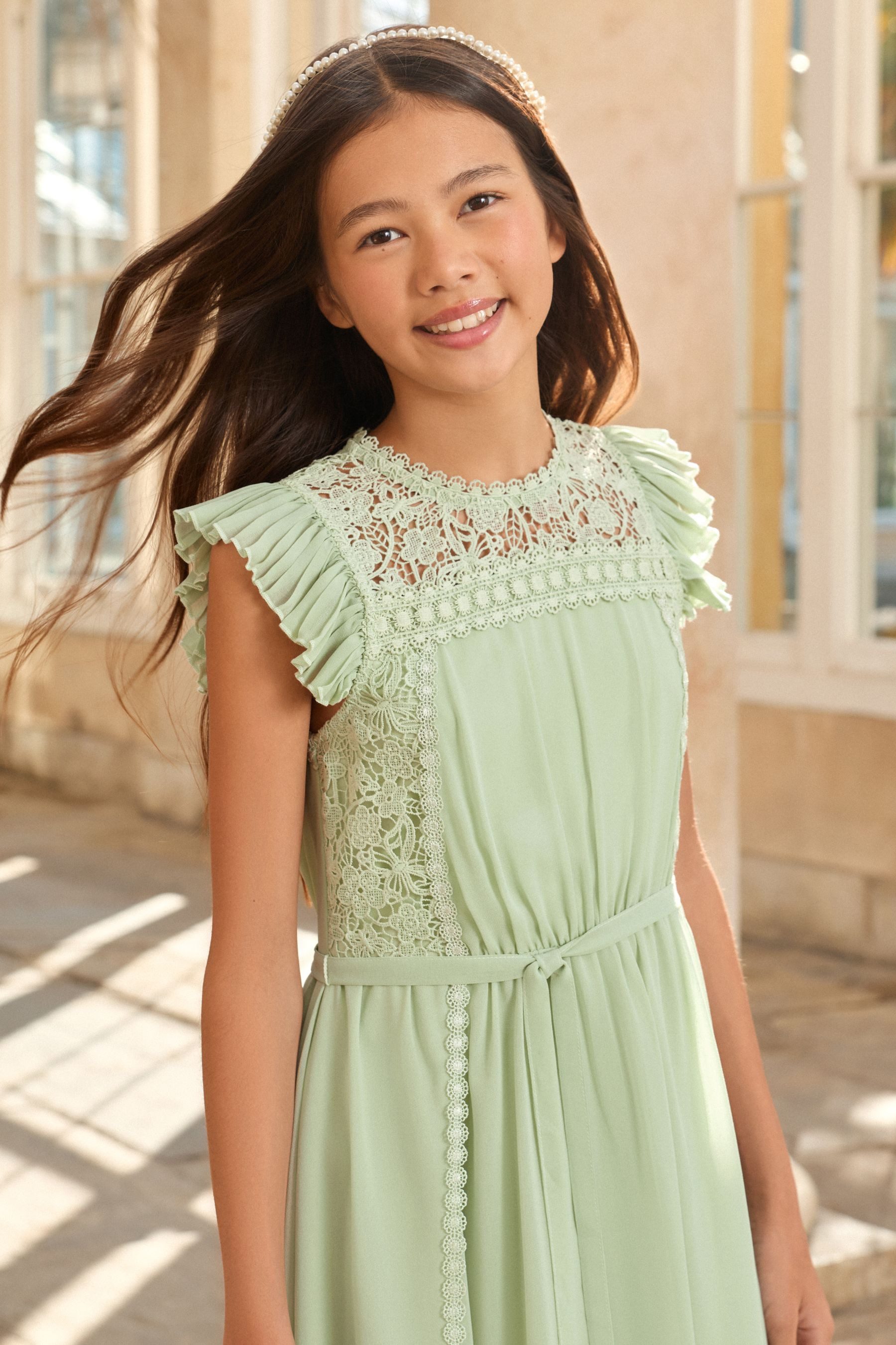 LIPSY Partykleid Lipsy Abendkleid mit Spitzenfront + Flatterärmeln (2-tlg) – Bild 5 von 5