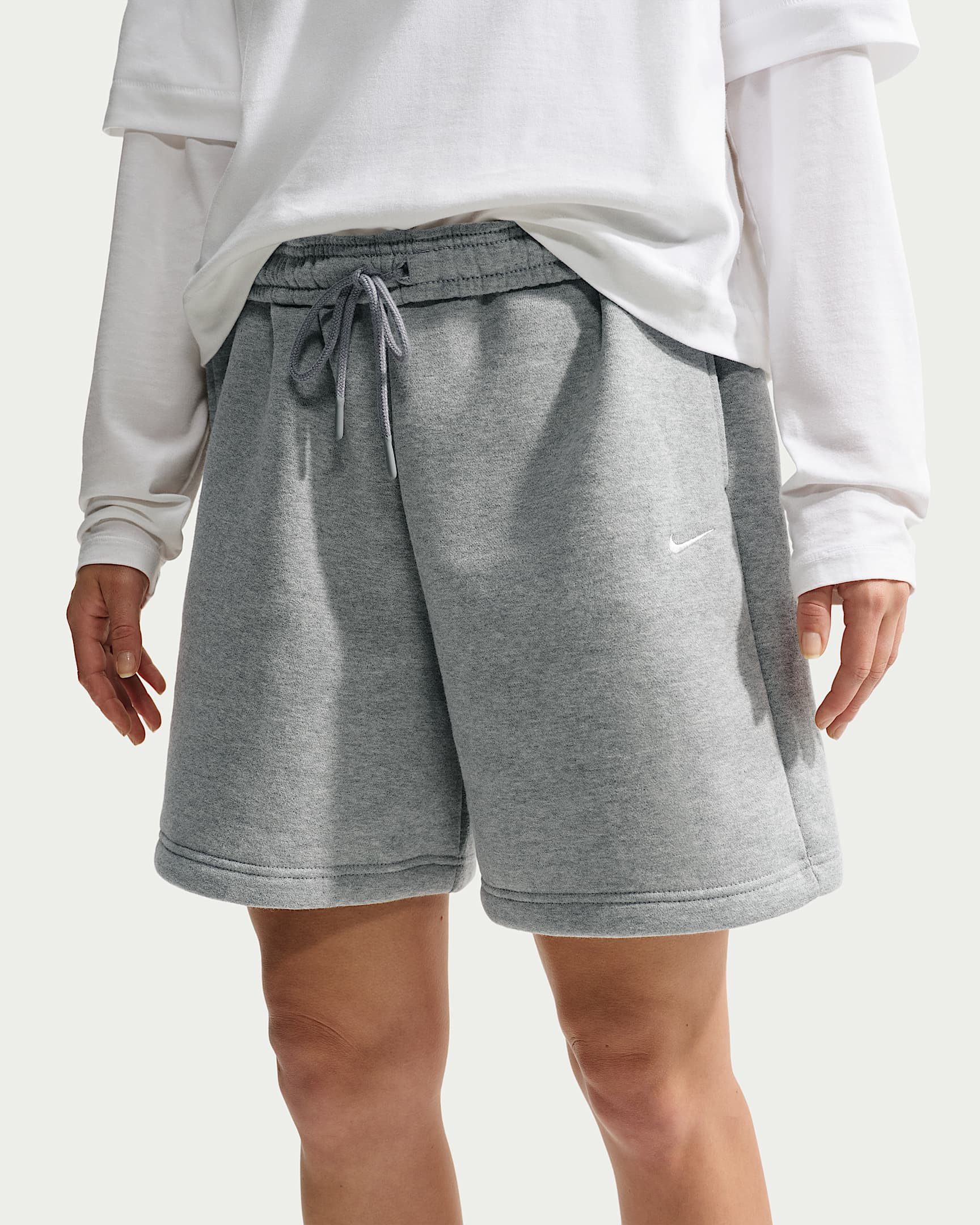 Nike Sportswear Shorts W NK STDO FLC MW HR OS SHORT sportlicher Schnitt, aus Baumwolle und Polyester