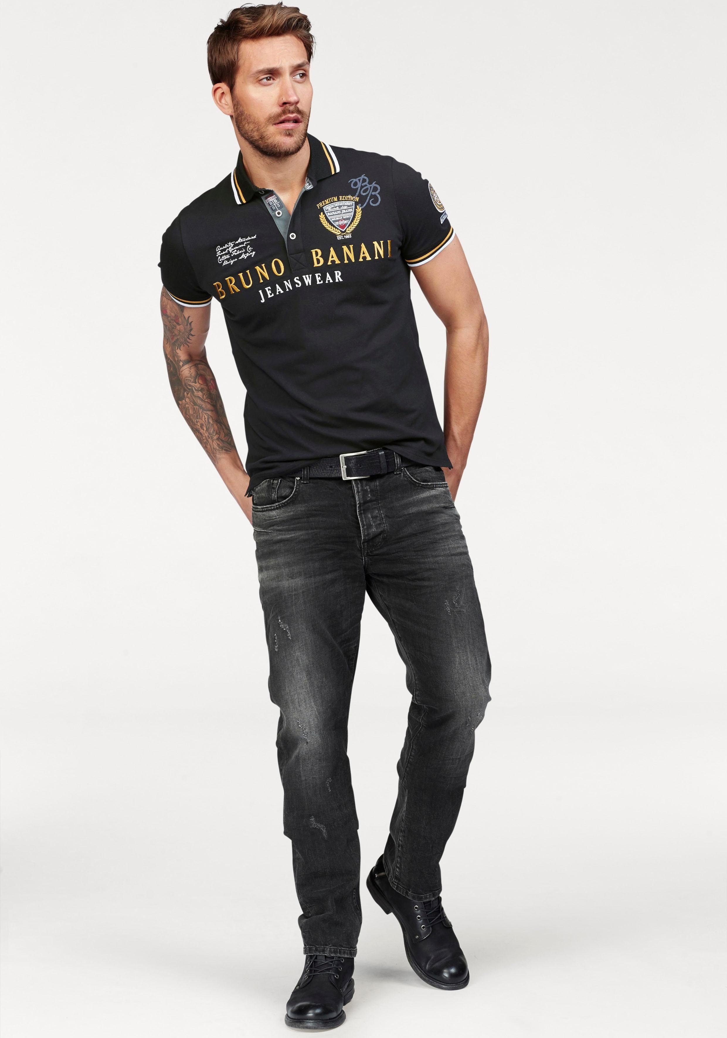 Bruno Banani Poloshirt körpernahe Passform, mit Stickereien und Badges, Polokragen