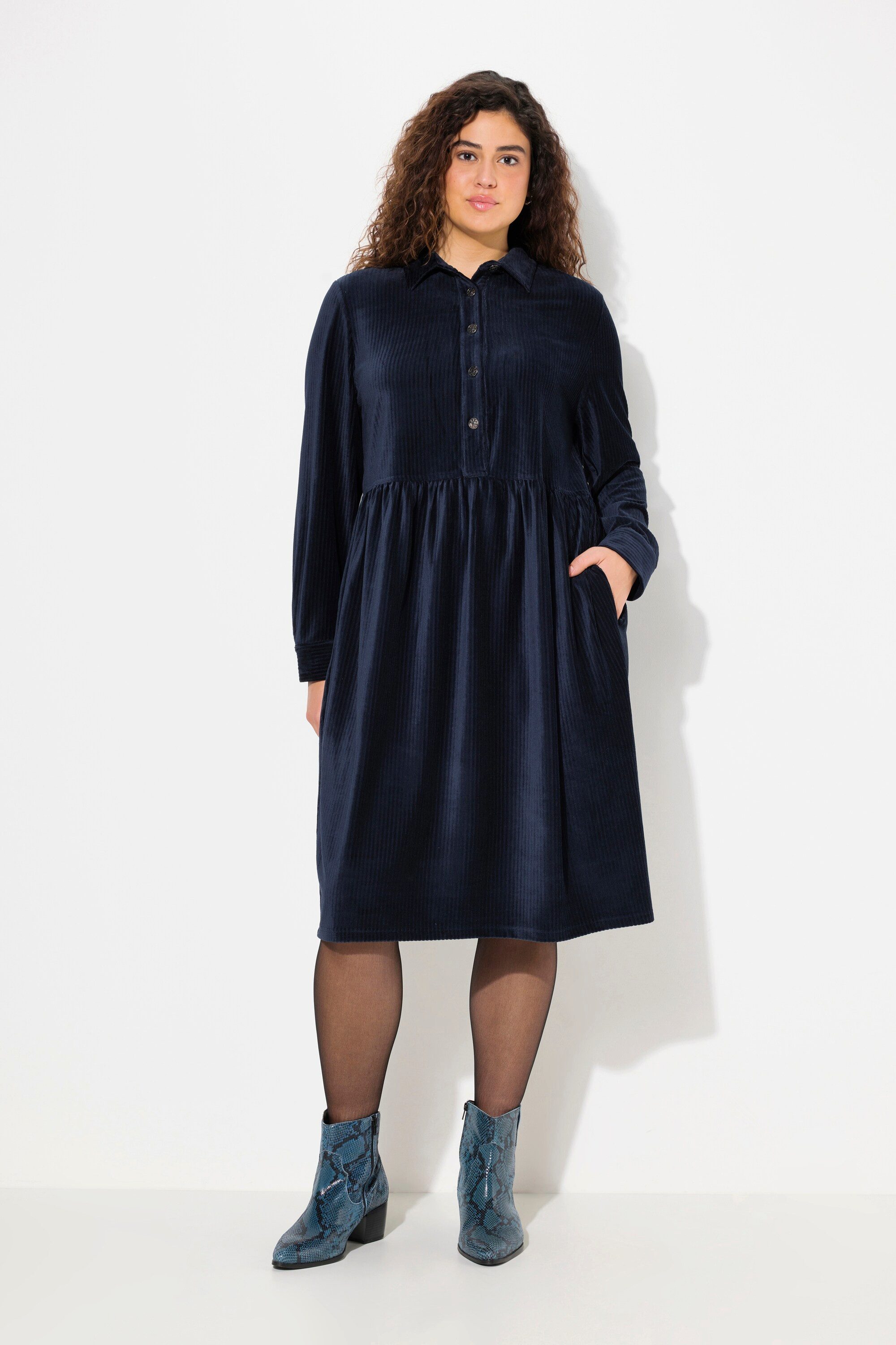Midikleid Cordkleid oversized Hemdkragen Puffärmel Langarm