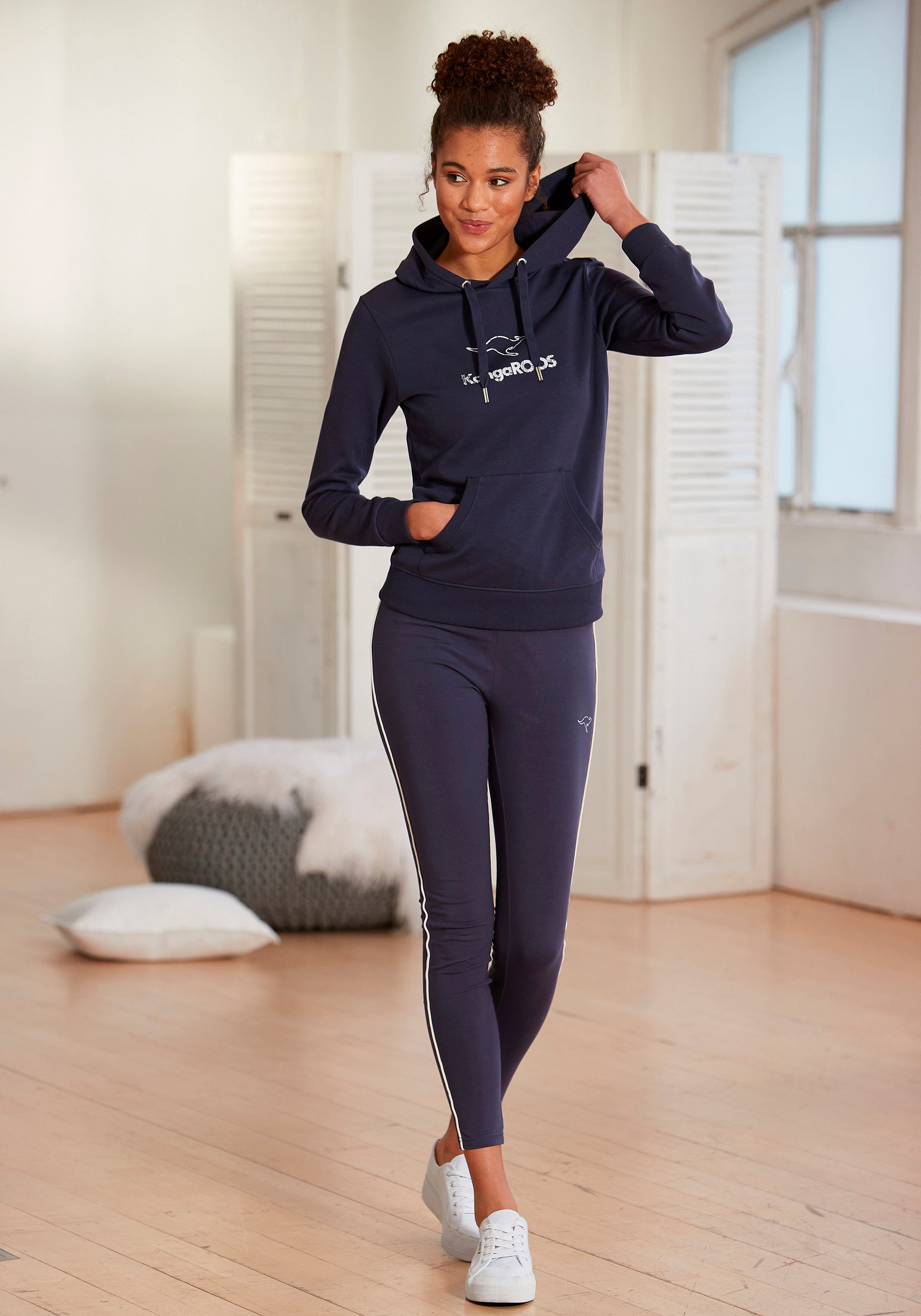 KangaROOS Hoodie mit Kängurutasche, Loungewear