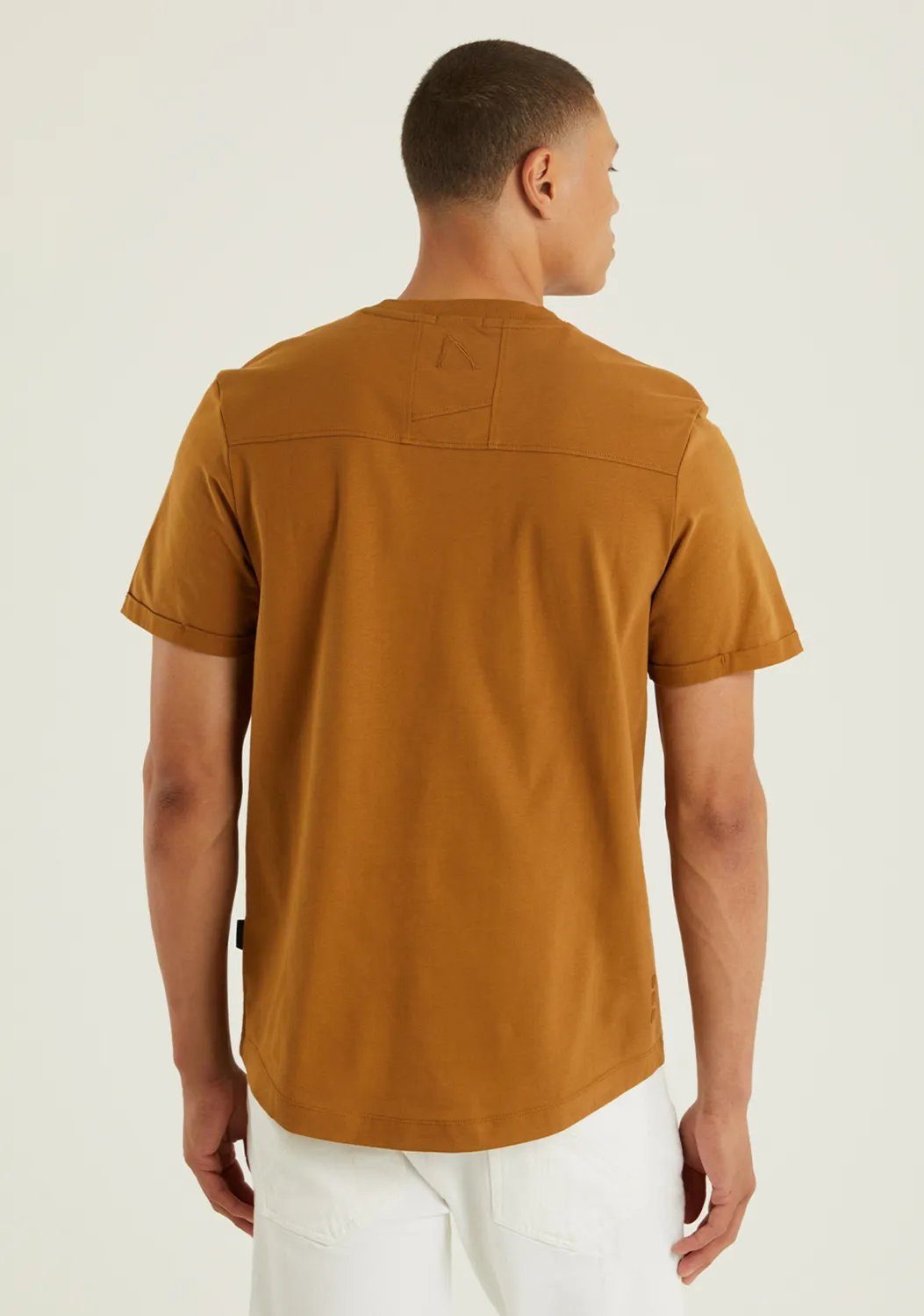 CHASIN' T-Shirt E72 MID BROWN