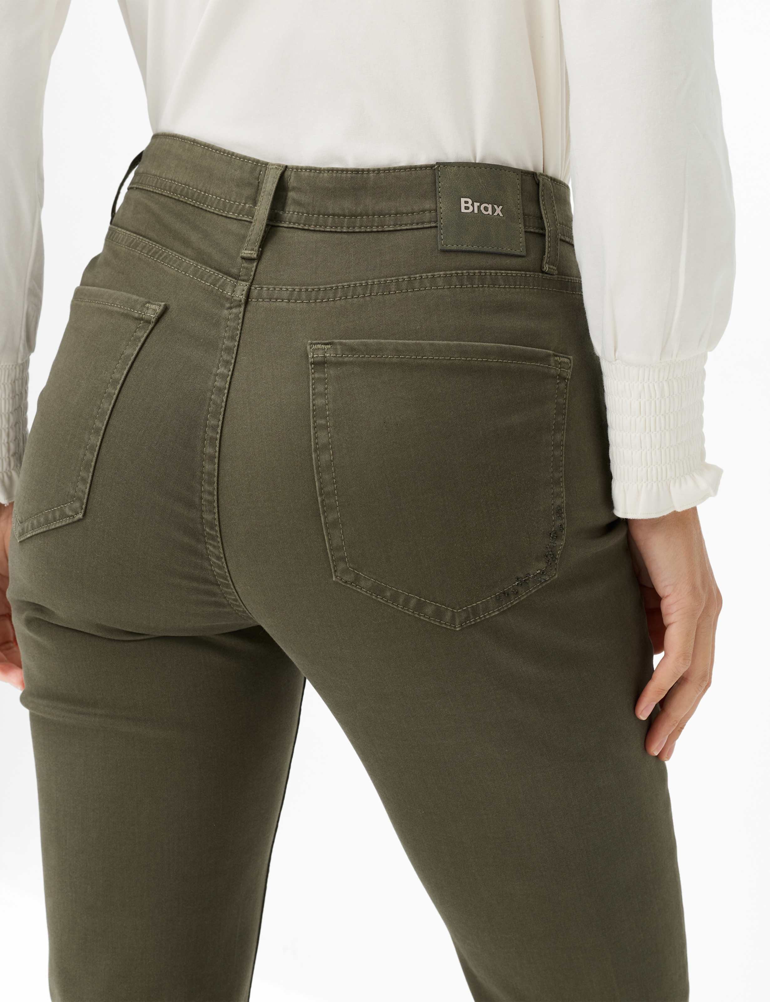 Brax 5-Pocket-Hose Style CAROLA Cotton Dream: Five-Pocket-Hose im Feminine Fit – Bild 5 von 5