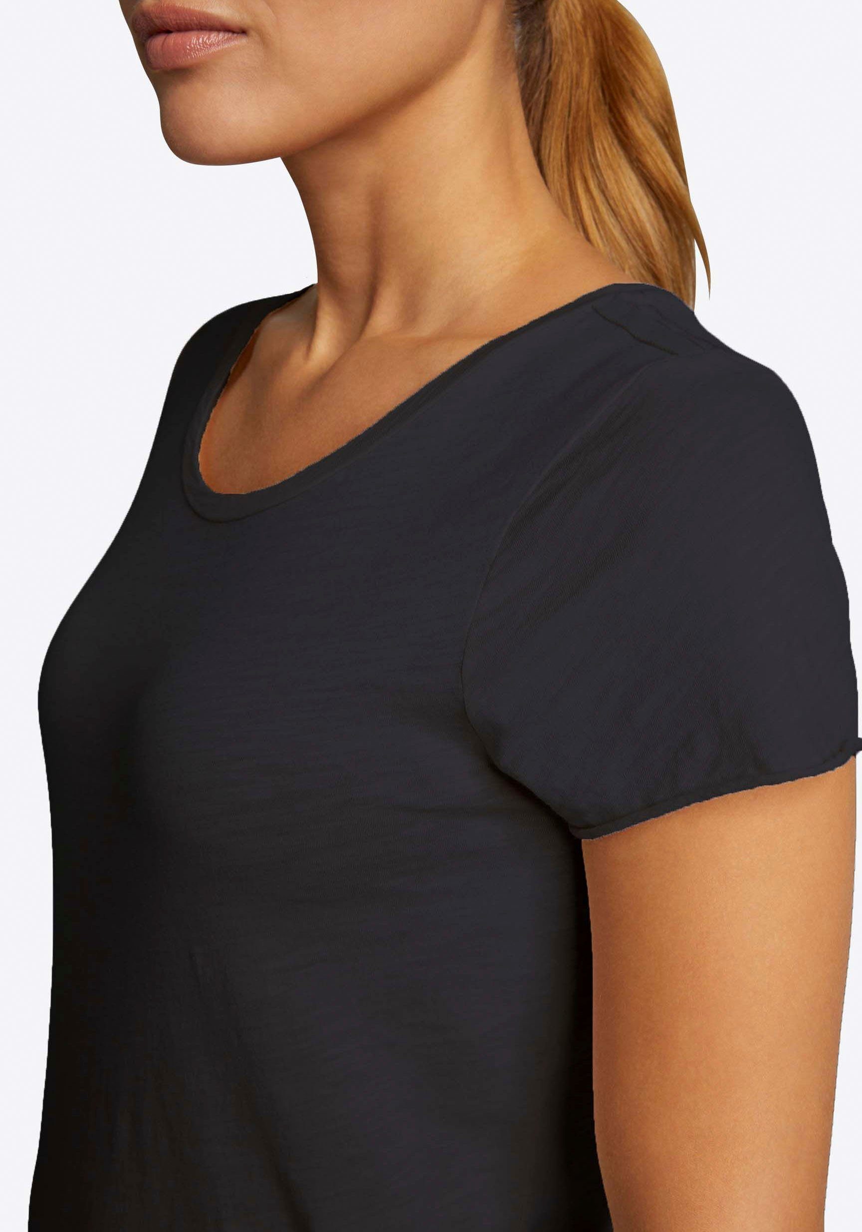 Rich & Royal Basic-Form black femininer T-Shirt in