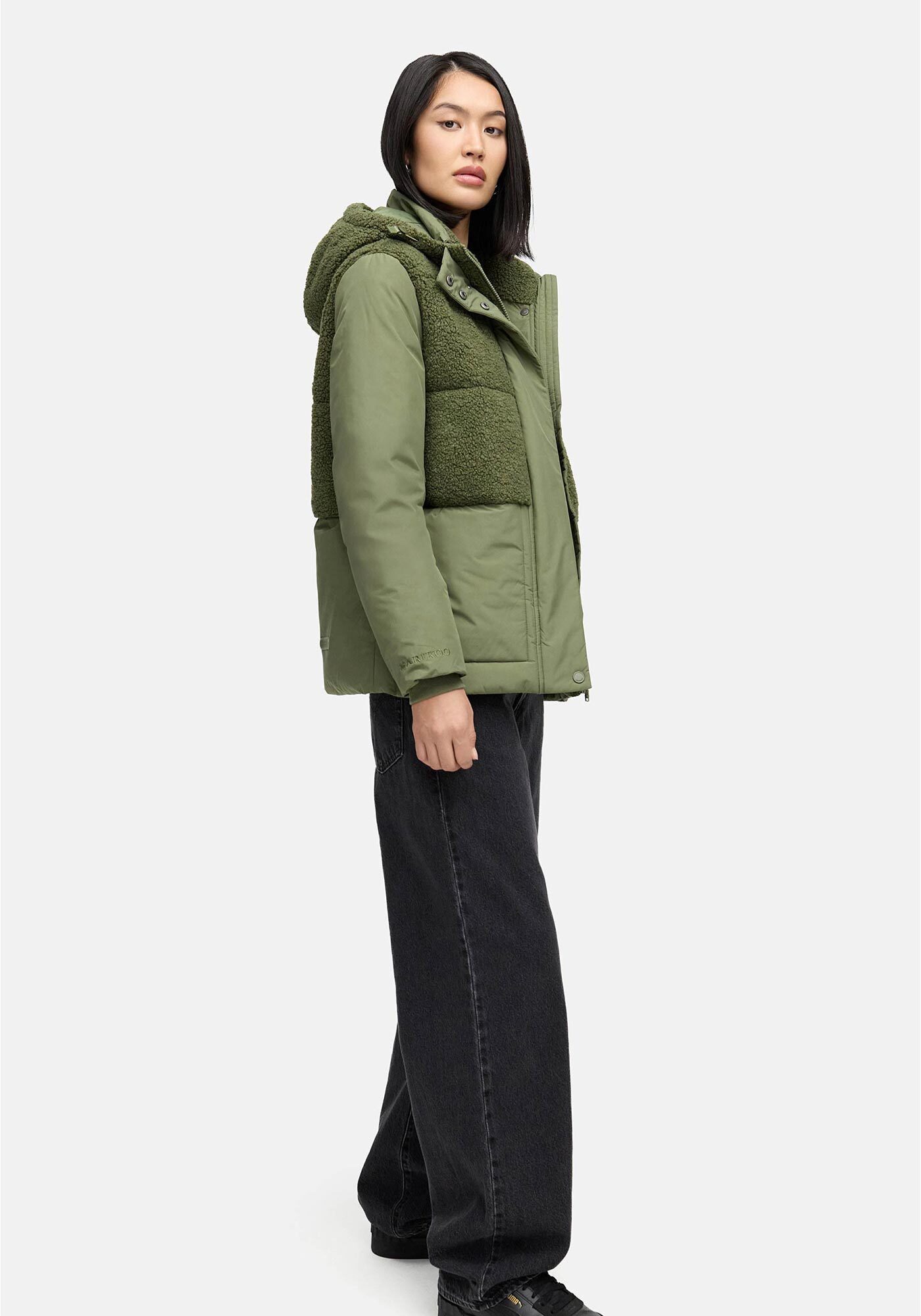 Marikoo Winterjacke Sheeta Kombination aus Teddyfleece und glattem Material