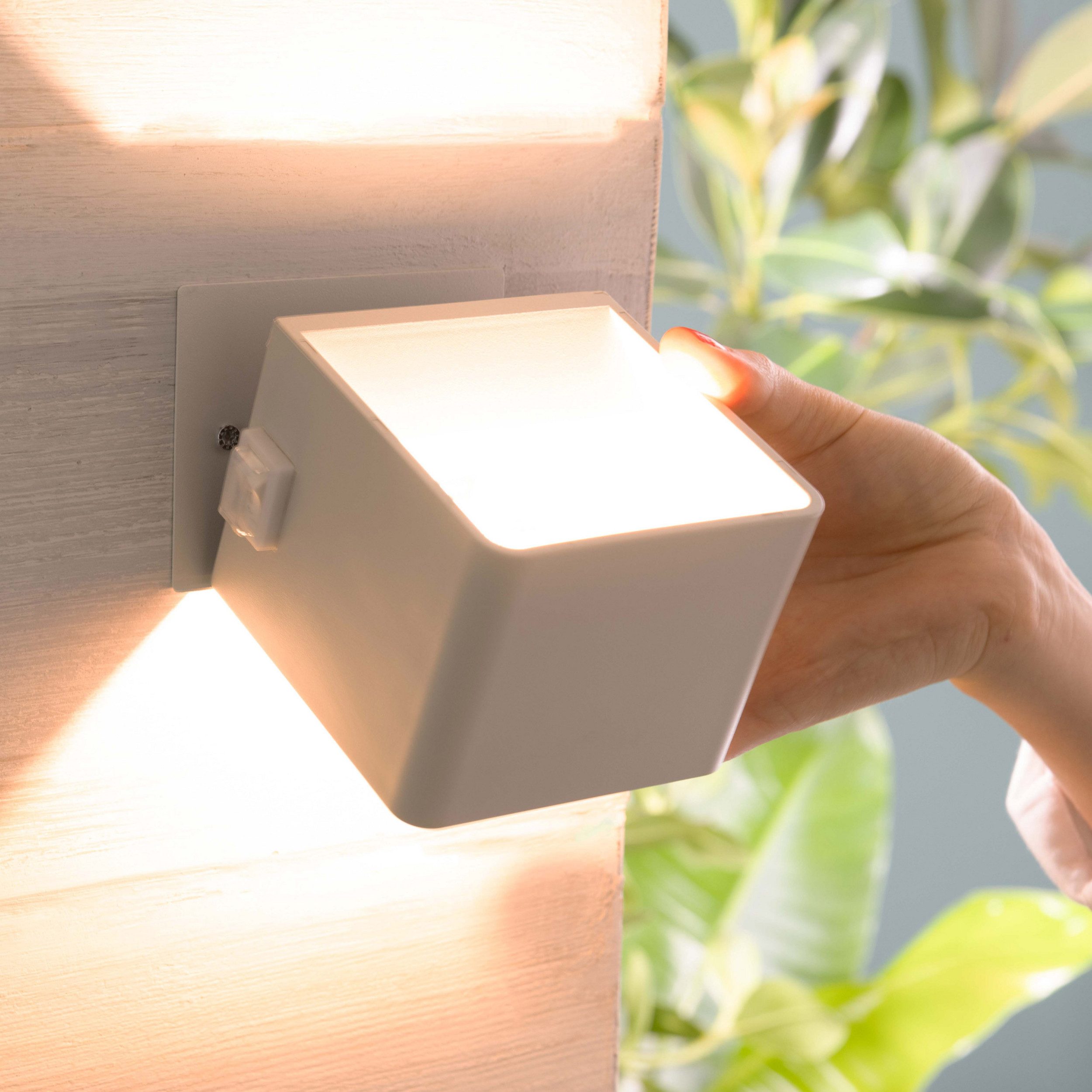 Lightbox Wandleuchte, Bewegungsmelder, LED fest integriert, Warmweiß, Portable LED-Wandleuchte für Außen, 300 lm, 3000 K, Bewegungsmelder