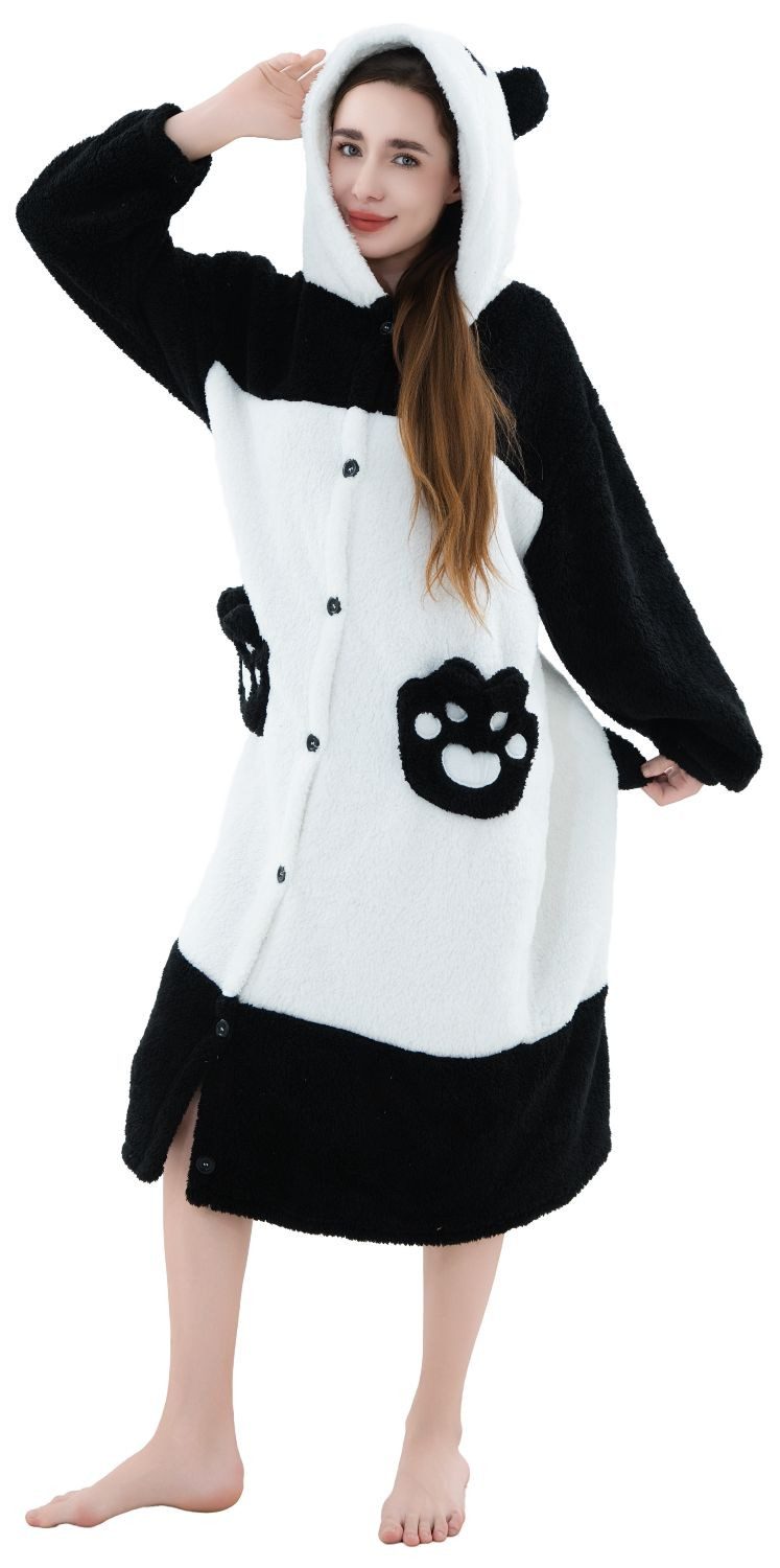 Corimori Plüschjacke Flauschiger Oversize Kuschel Deckenmantel + Kapuze passt bis Bauchumfang 140cm, Größenvergleich: Das Model ist 1,75m groß