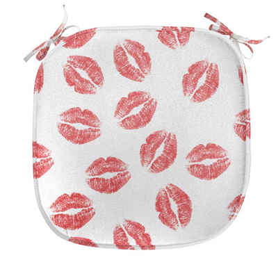 Abakuhaus Stuhlkissen Dekoratives wasserfestes Kissen mit Riemen für Küchensitze, Feminin Red Lippenstifte Kuss Marks