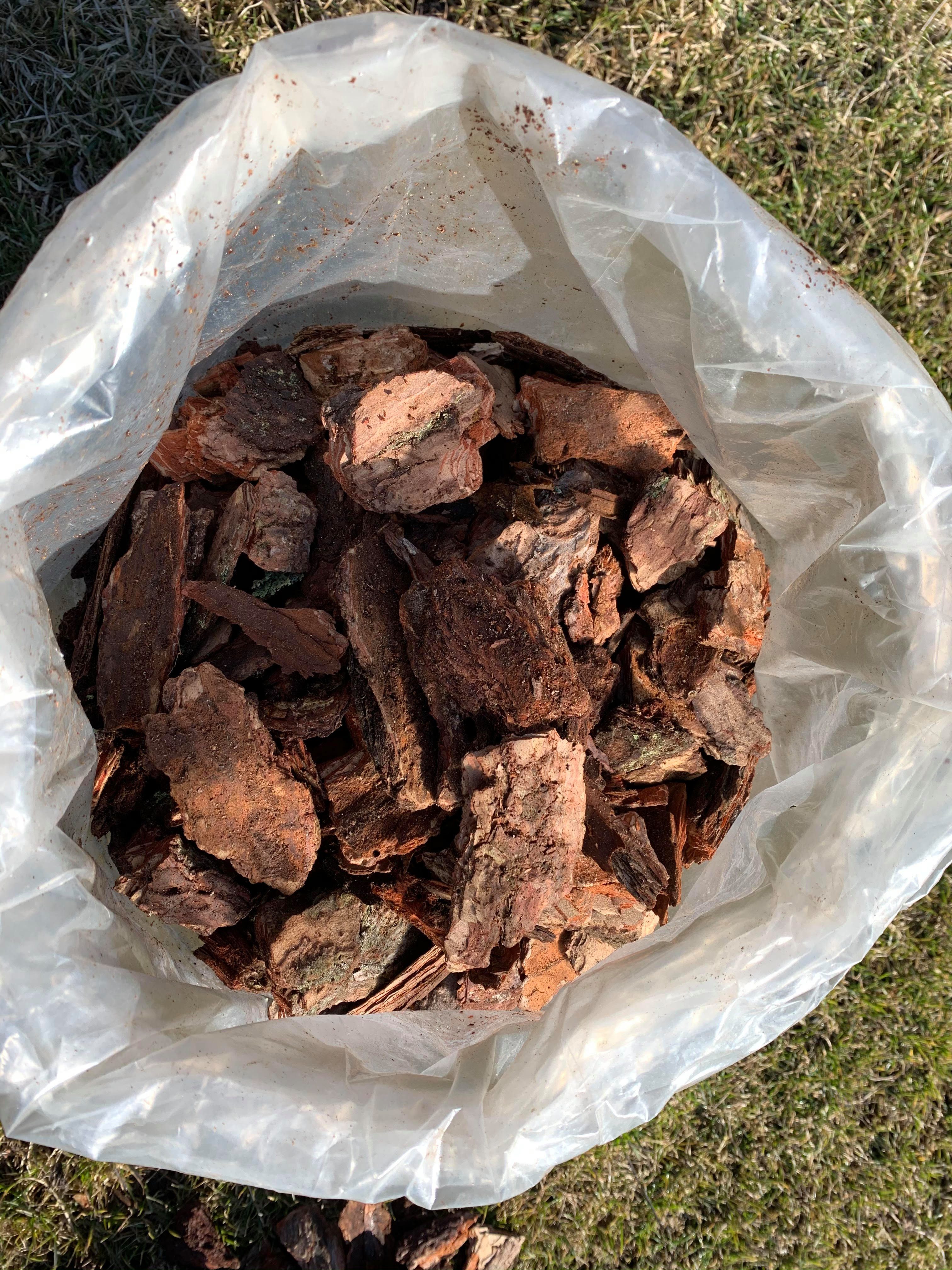 DM-Handel Pinienrinde Rindenmulch Gartenpinie 10-30 mm, 30-70 mm, 70-100 mm, (klein, mittel, grob, Piniendekor in PREMIUM Qualität), Naturprodukt, guter Schutz, vielseitig einsetzbar