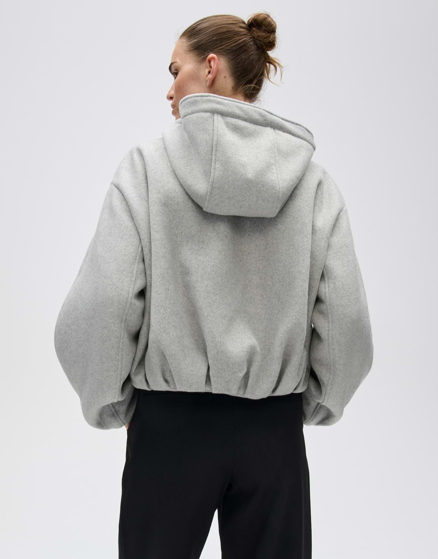 OPUS Wolljacke Halenso aus fließender Webware Lockere Passform für stilvolle und bequeme Alltagslooks