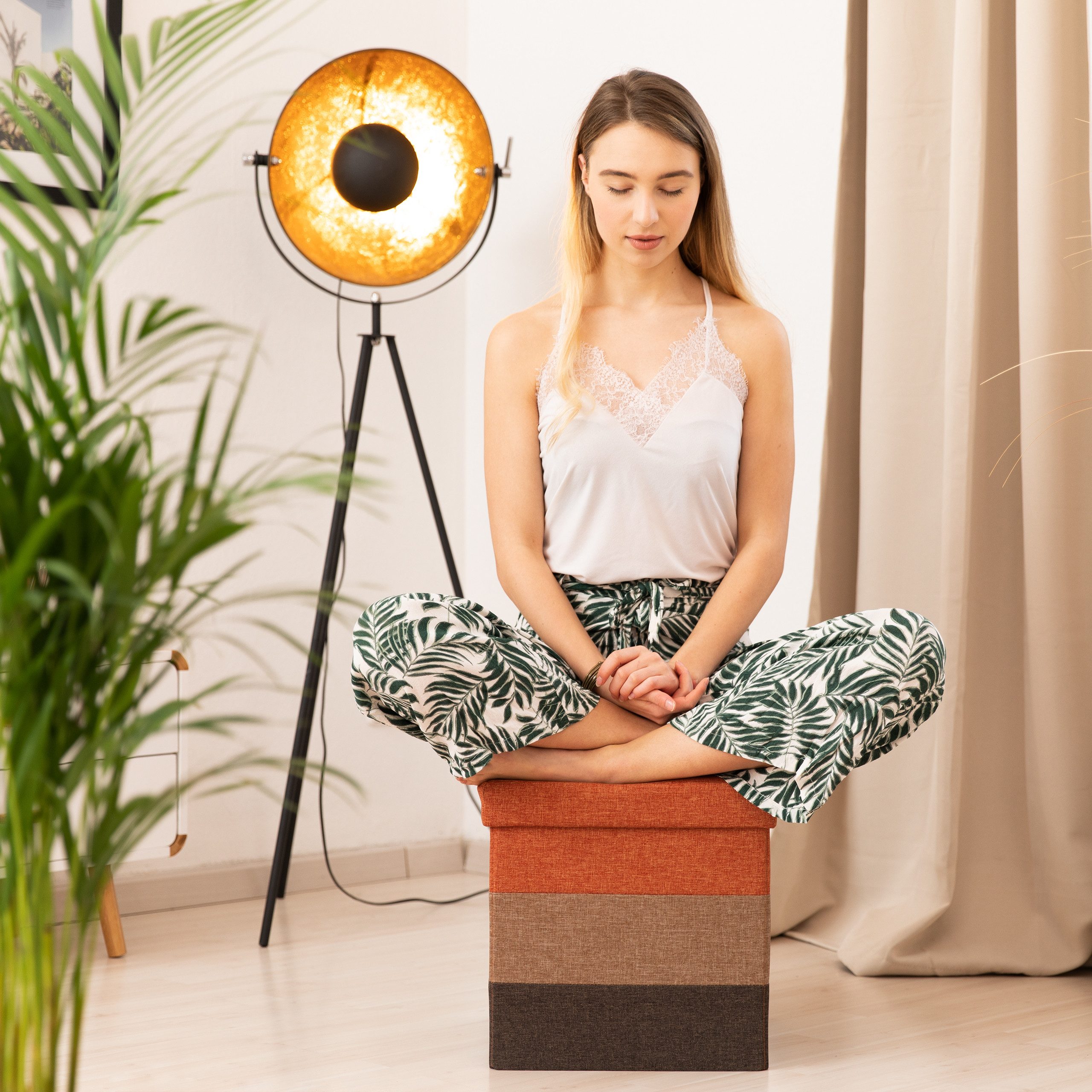 relaxdays Sitzhocker Gepolsterter Hocker mit bunten Streifen (1 St), C – Bild 3 von 5