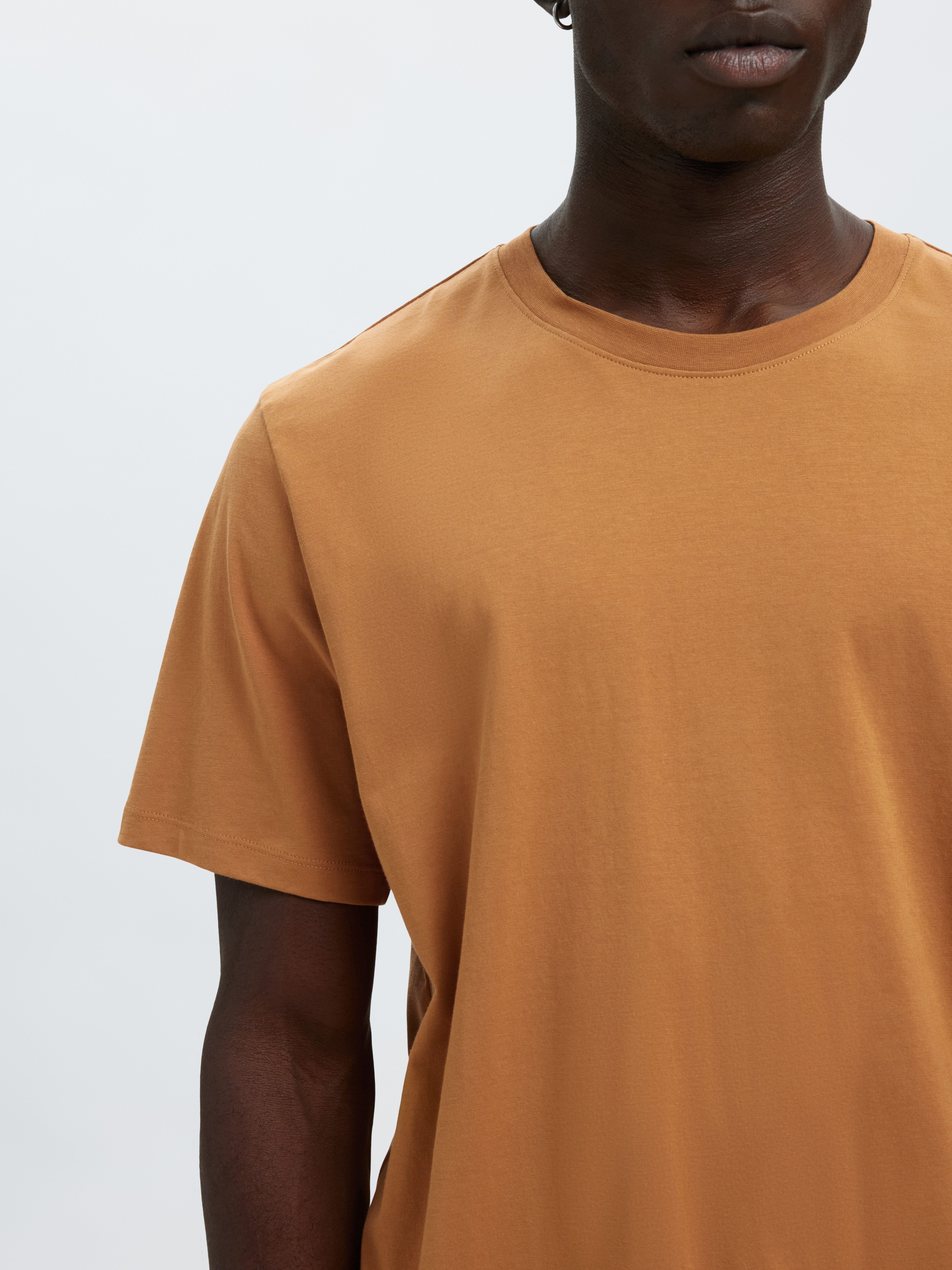 SELECTED HOMME Rundhalsshirt SLHASPEN SS O-NECK günstig online kaufen