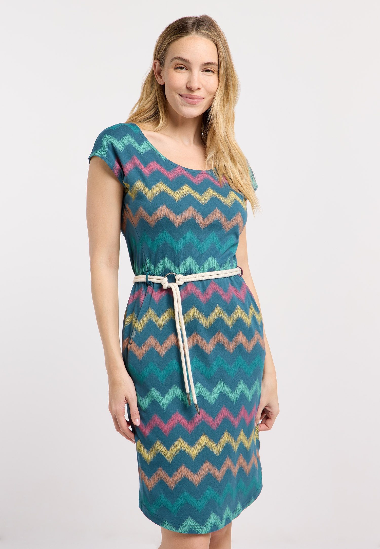 Ragwear Sommerkleid LILITHE PRINT (2-tlg) Baumwoll-Modal-Mix mit Eingrifftaschen und Gürtel
