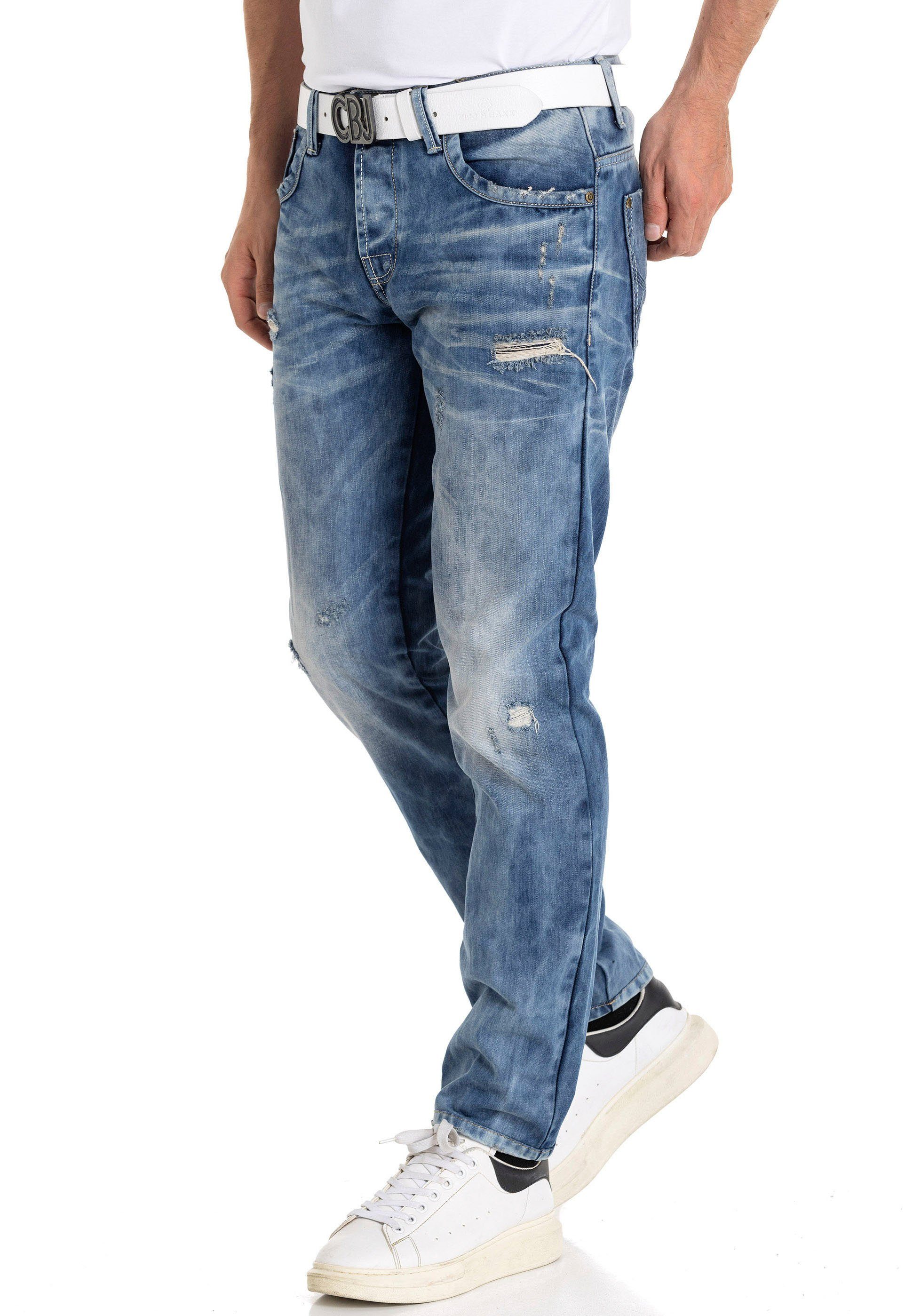 Cipo & Baxx Used-Look im Regular Destroyed-Jeans