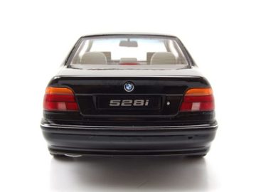 KK Scale Modellauto BMW 528i E39 1995 schwarz Modellauto 1:18 KK Scale, Maßstab 1:18
