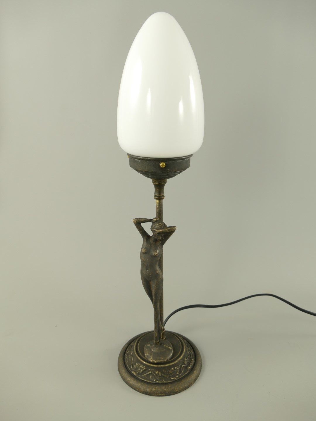 Gremegro Tischleuchte Tischlampe Jugendstil Frauenfigur Antik Schreibtischlampe Messing, ohne Leuchtmittel