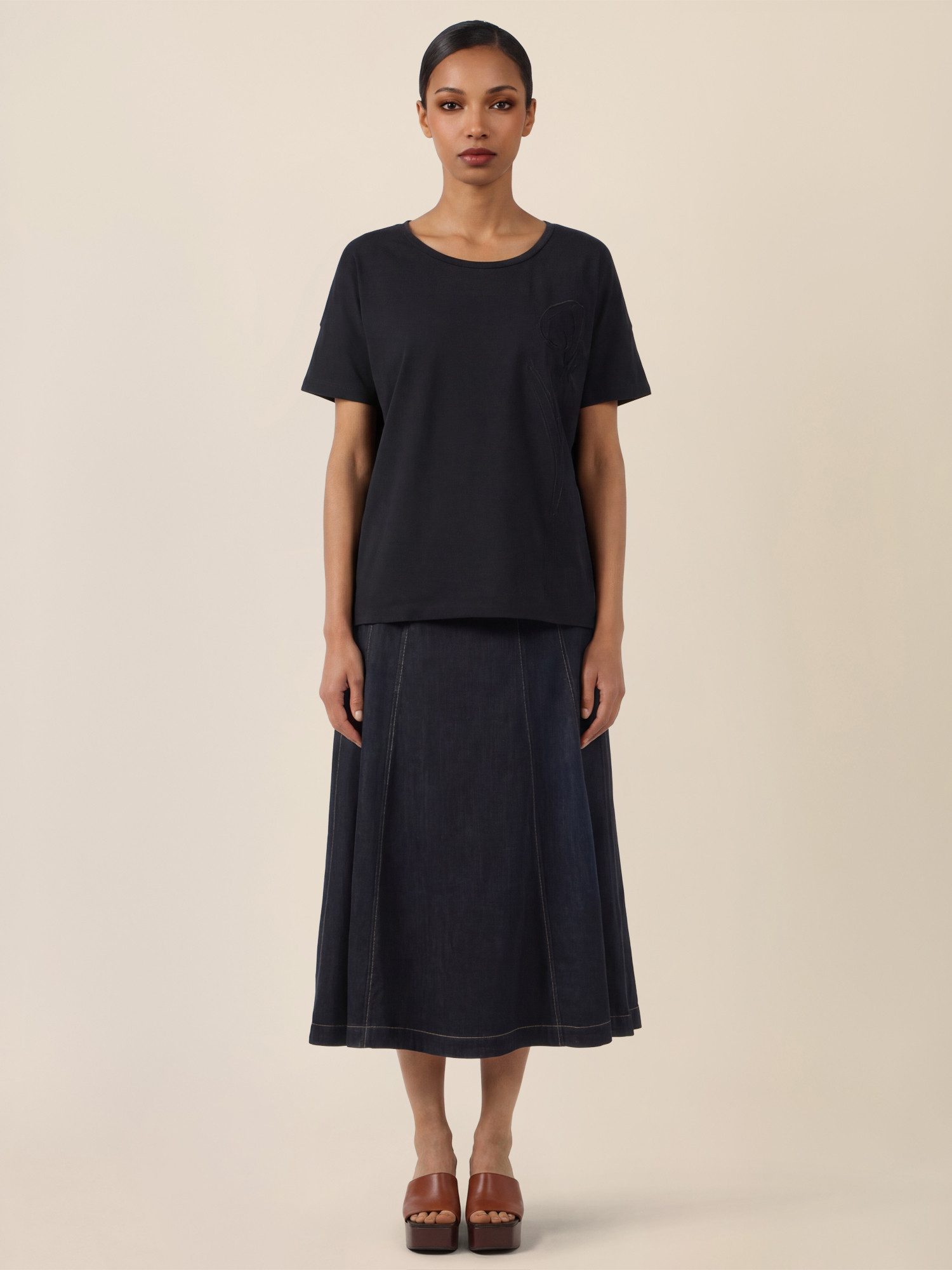 Apart Shirtbluse mit floraler Ton-in-Ton-Stickerei