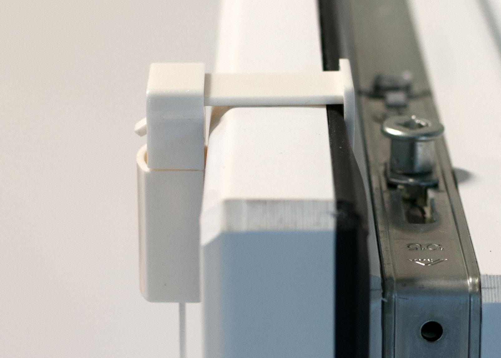 Kutti Wabenplissee Blake, verdunkelnd, ohne Bohren, verspannt, Klemmfix, Thermo, energiesparend, beschichtet, abdunkelnd, isolierend