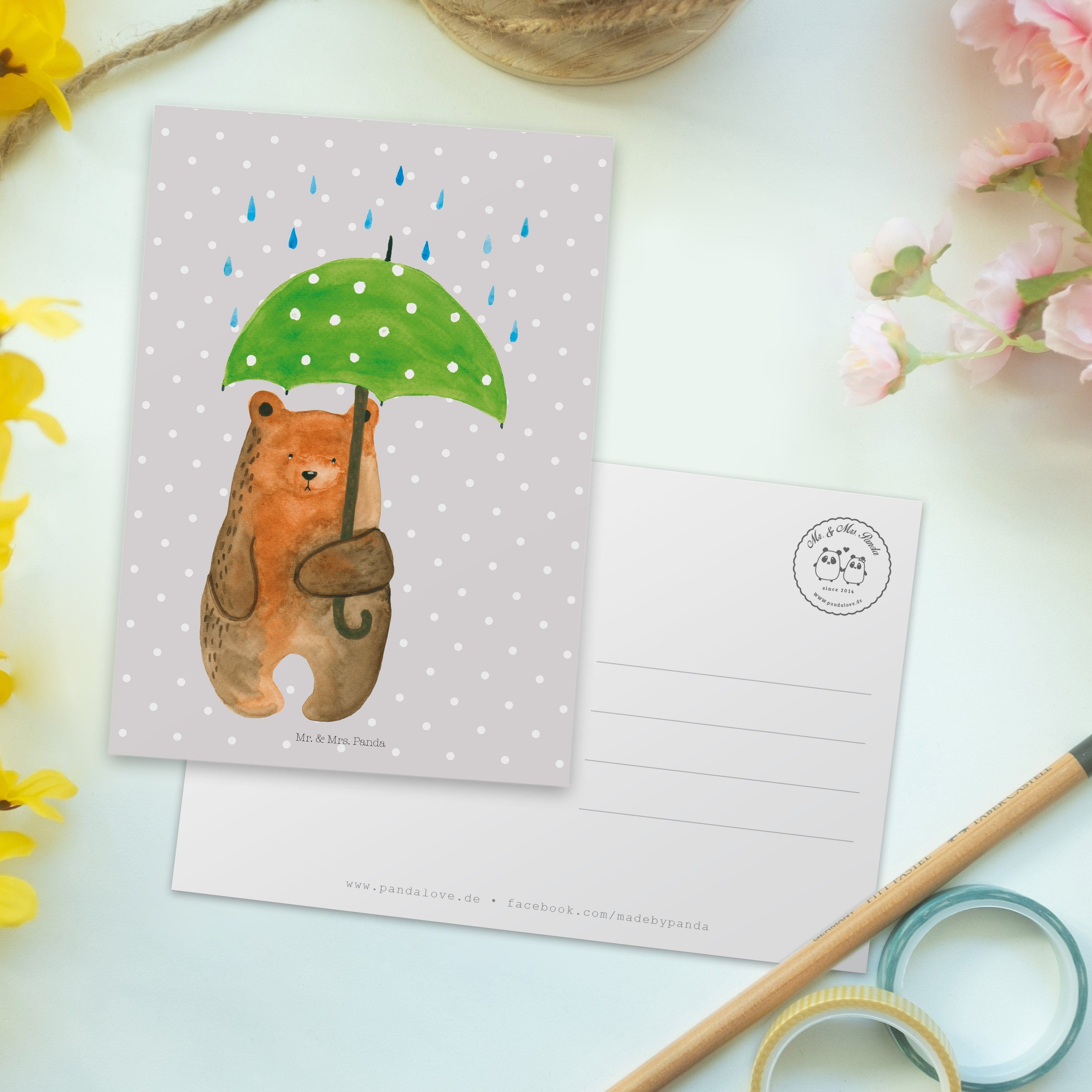 Regenschirm - Pastell mit & Mrs. Postkarte Liebeskummer Grau Geschenk, Freunde, - Panda Bär Mr.