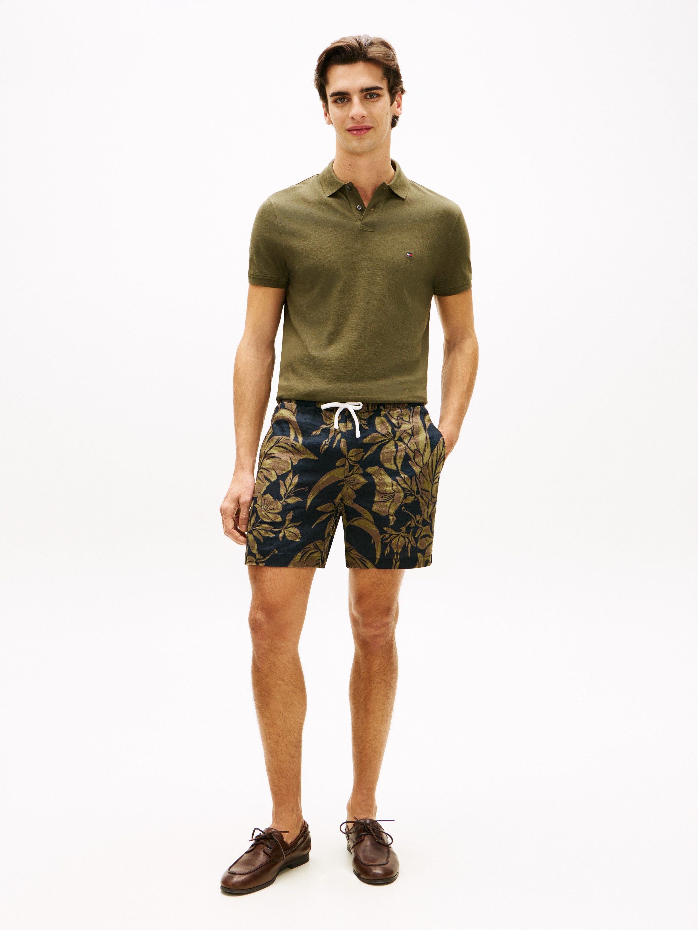 Tommy Hilfiger Chinoshorts DOVER PO LINEN FLORAL AOP elastischer Bund, regular fit