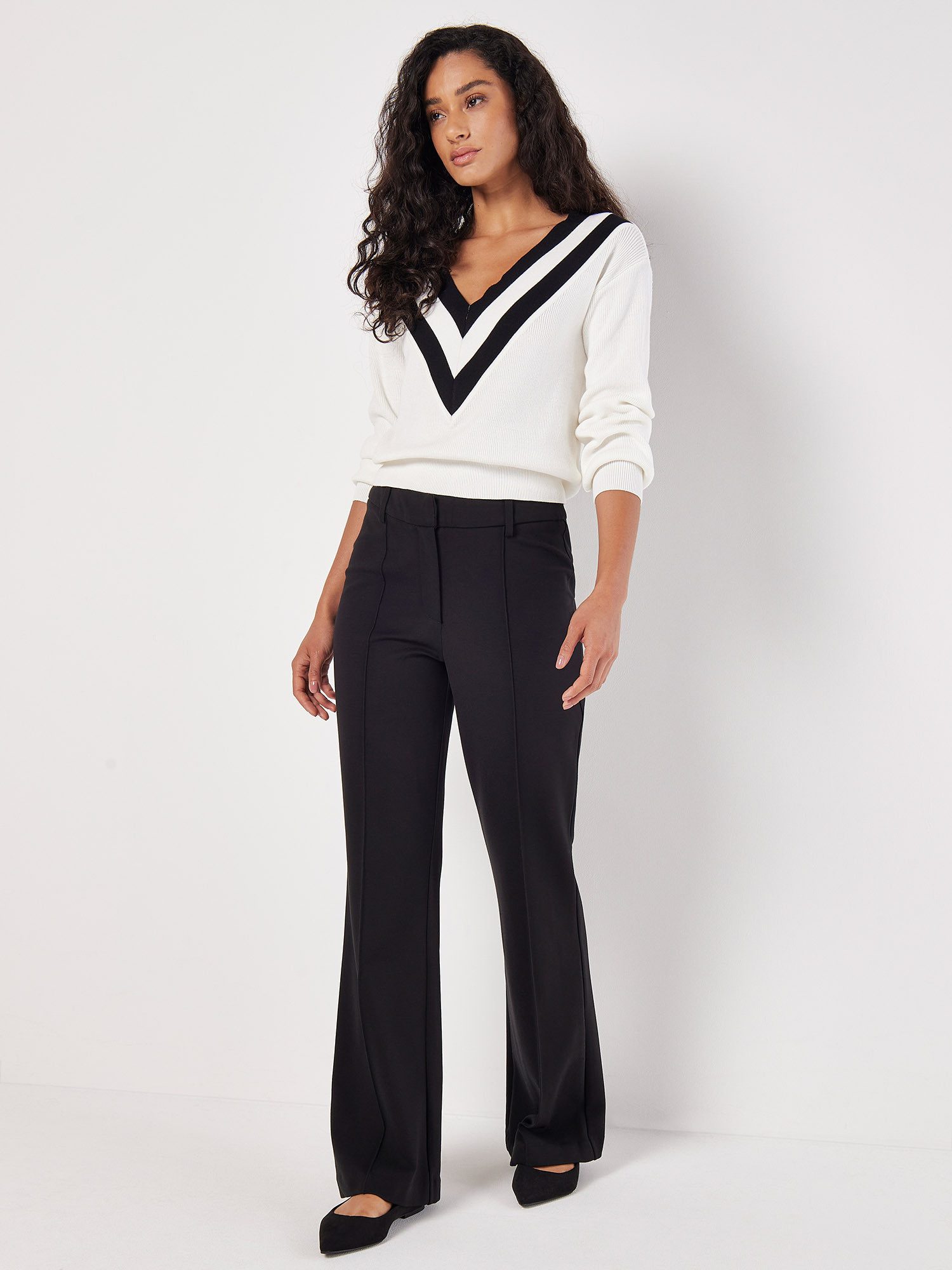 Apricot Bügelfaltenhose mit geradem Bein in Unifarben günstig online kaufen