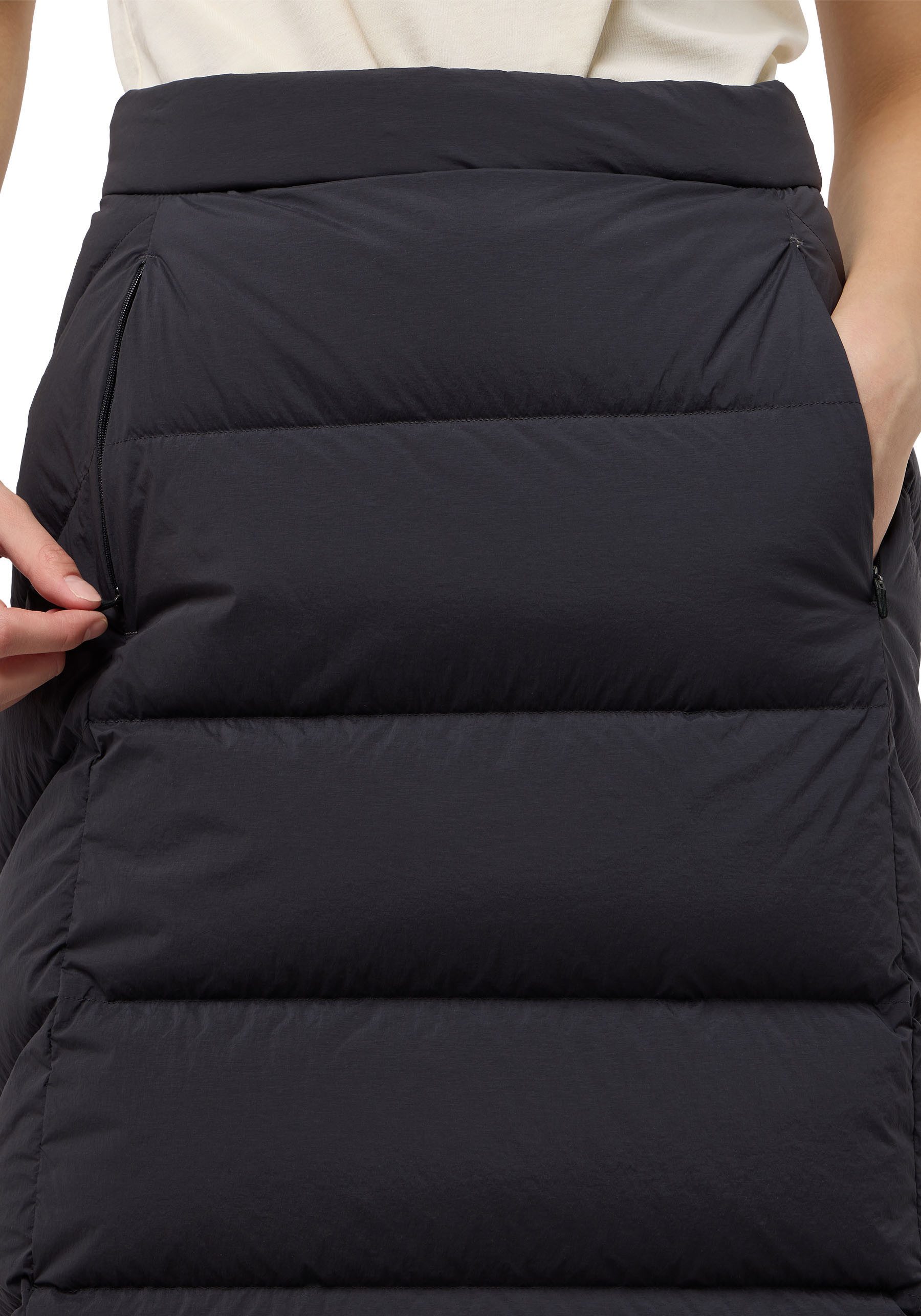 Jack Wolfskin Skaterrock Daunenrock MORGENTAU sportlicher Schnitt, aus TEXASHIELD PRO Material, daunengefüttert