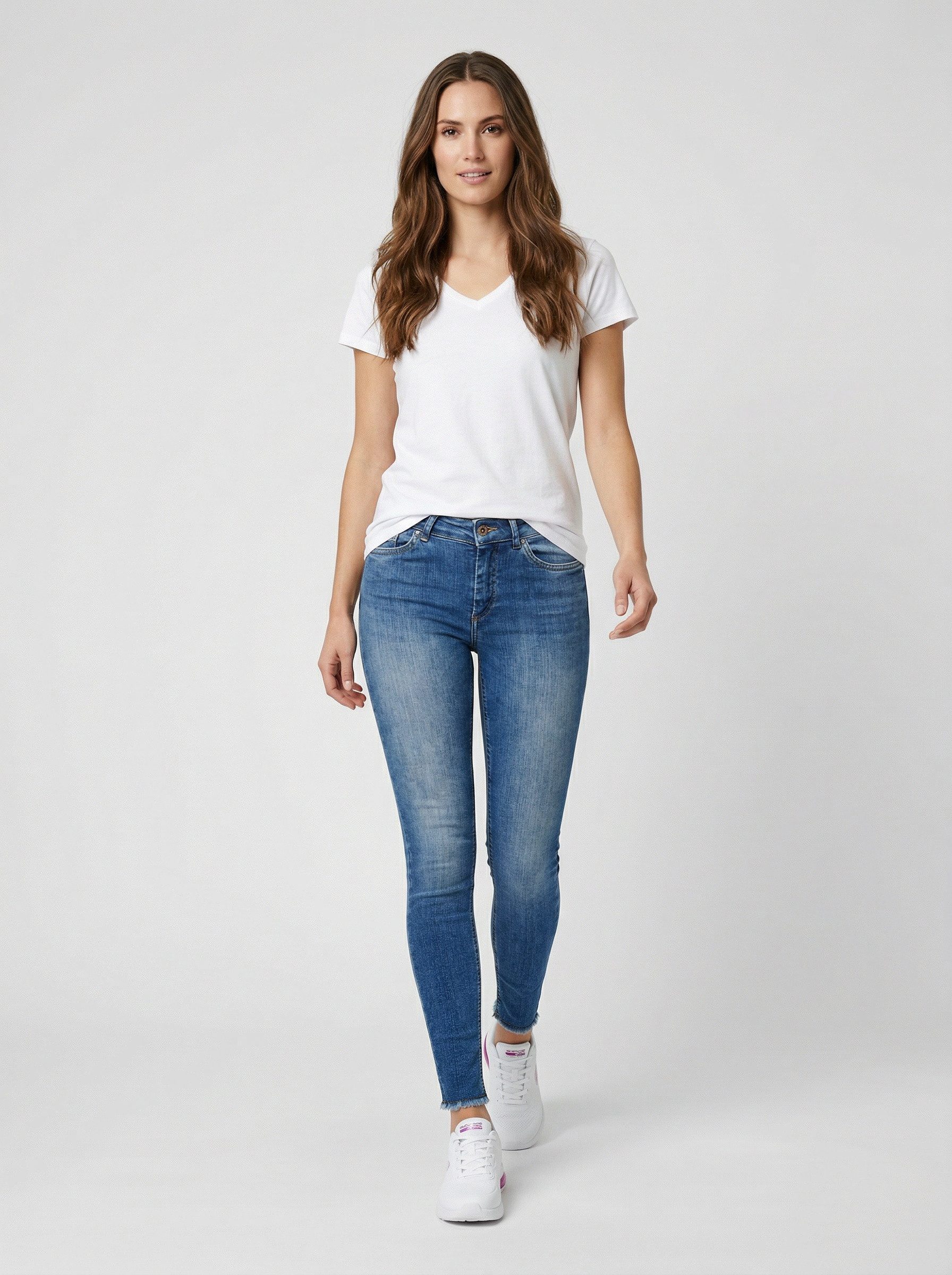 Zum Outfit 7