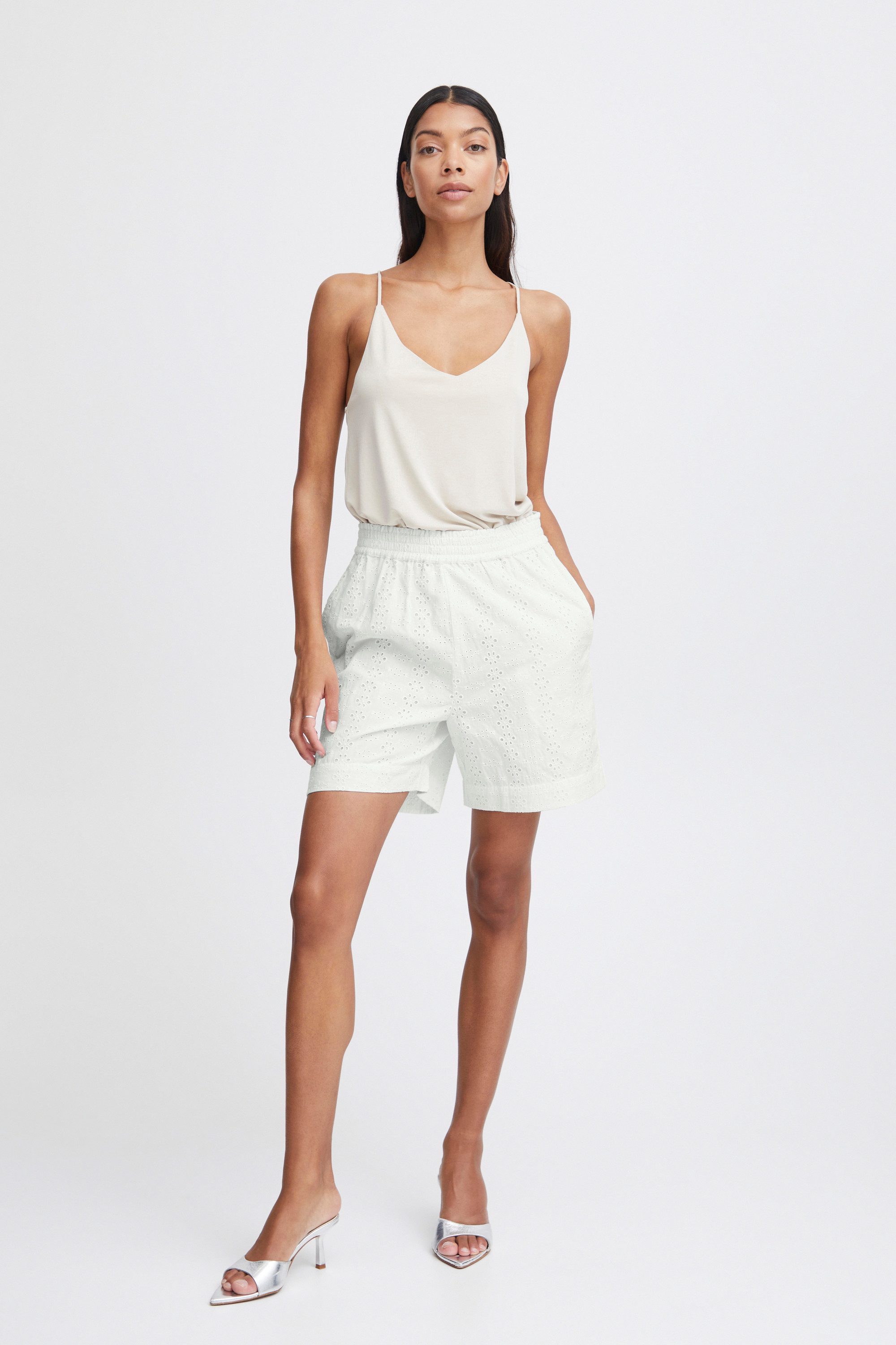 b.young Shorts BYFENNI SHORTS - LIGHT WOVEN