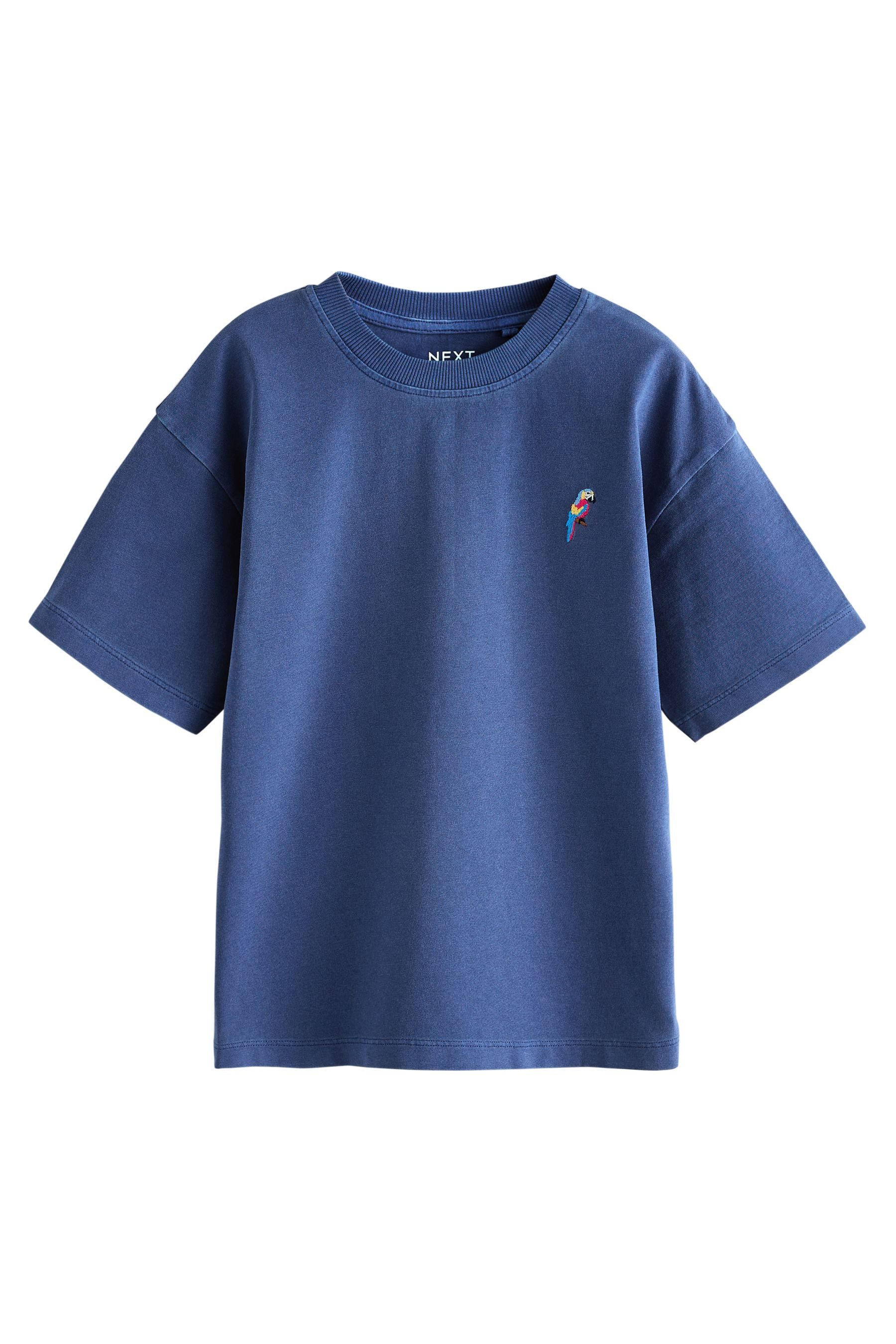 T-Shirt Gewaschenes T-Shirt mit Stickerei auf der Brust