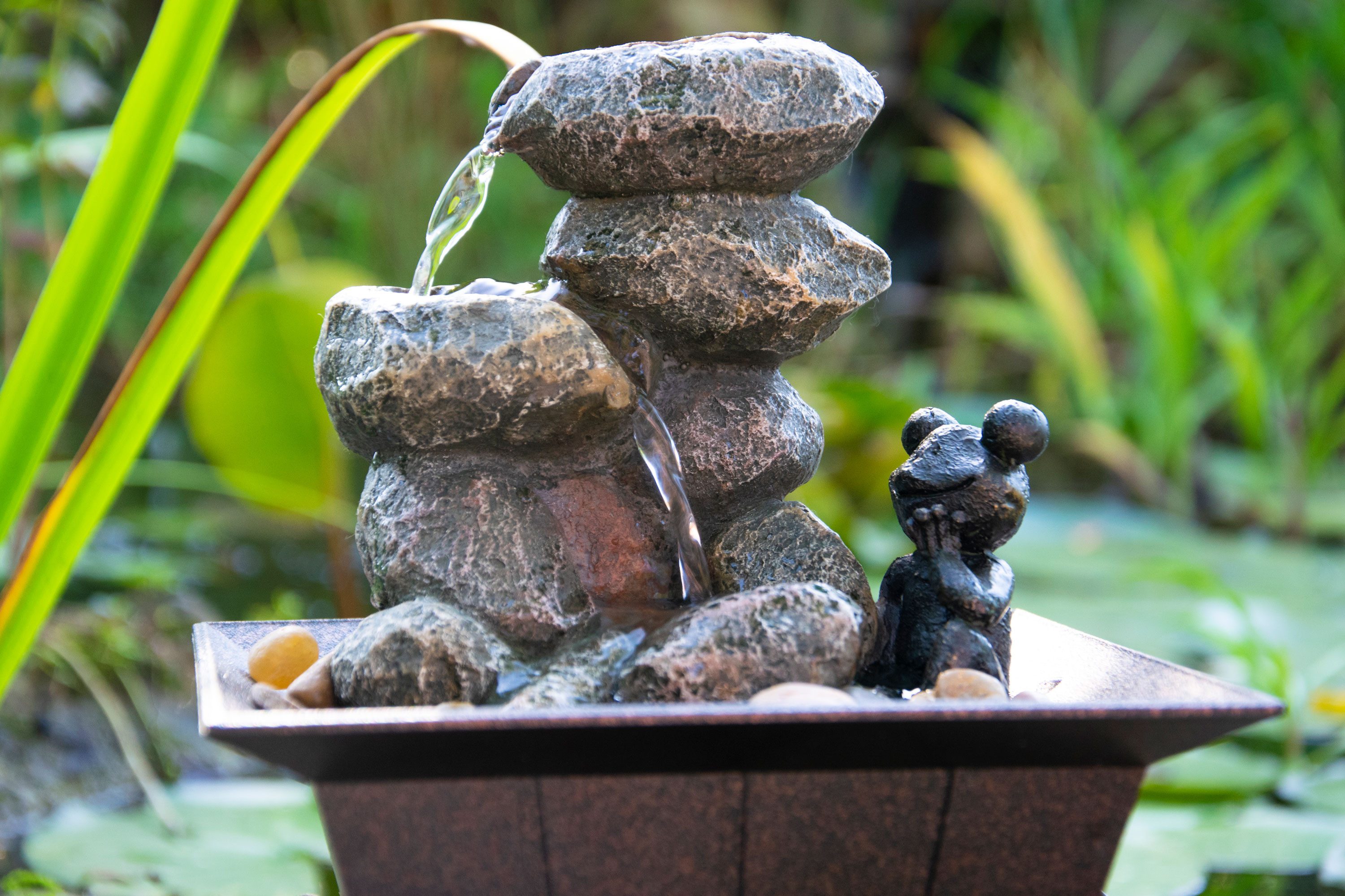 dobar Gartenbrunnen Polyresin-Brunnen mit Pumpe