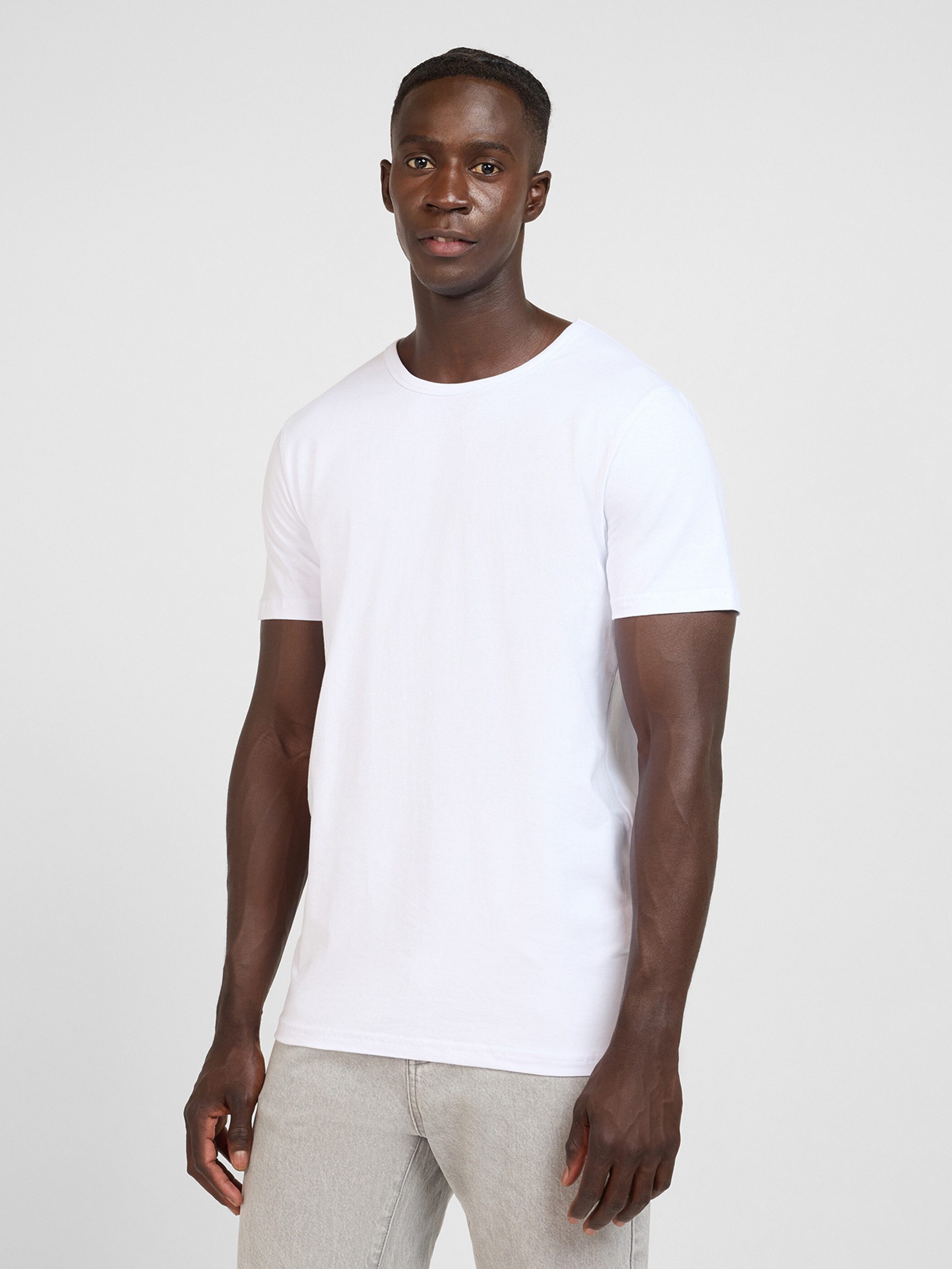 Yazubi T-Shirt Set Herren Basic Regular Fit 5er-Pack (Packung, 5-tlg., 5er-Pack) Baumwolle mit Stretch, Rundhals, Kurzarm, Unterziehshirt, weich