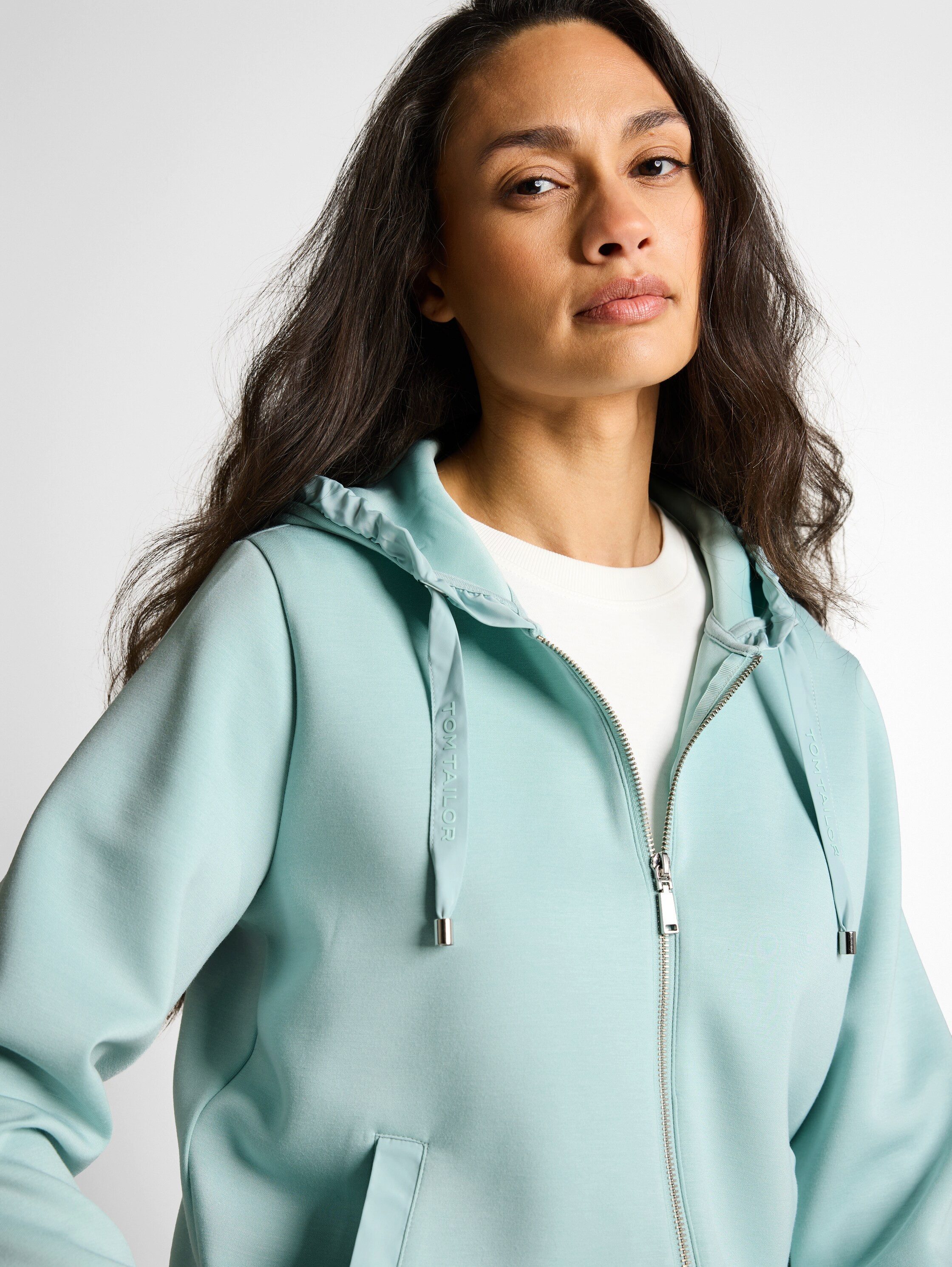 TOM TAILOR Kapuzensweatjacke Regular mit Viskose und Stretch