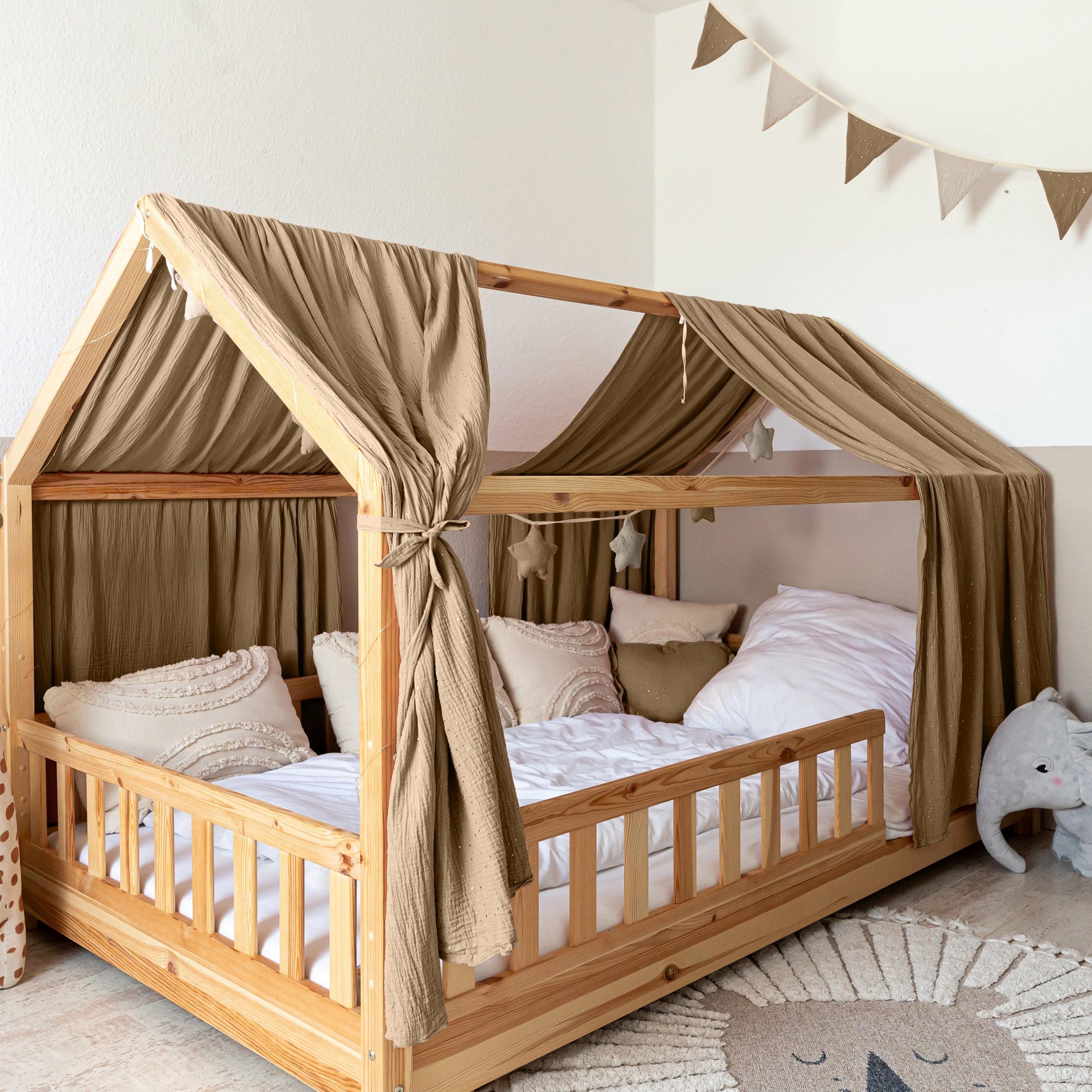 lilimaus Betthimmel für Hausbett mit Gold-Punkten aus Musselin - 2er-Set fürs Kinderbett (1-tlg), 2 Stoffbahnen mit feinen Goldapplikationen - schnell montiert