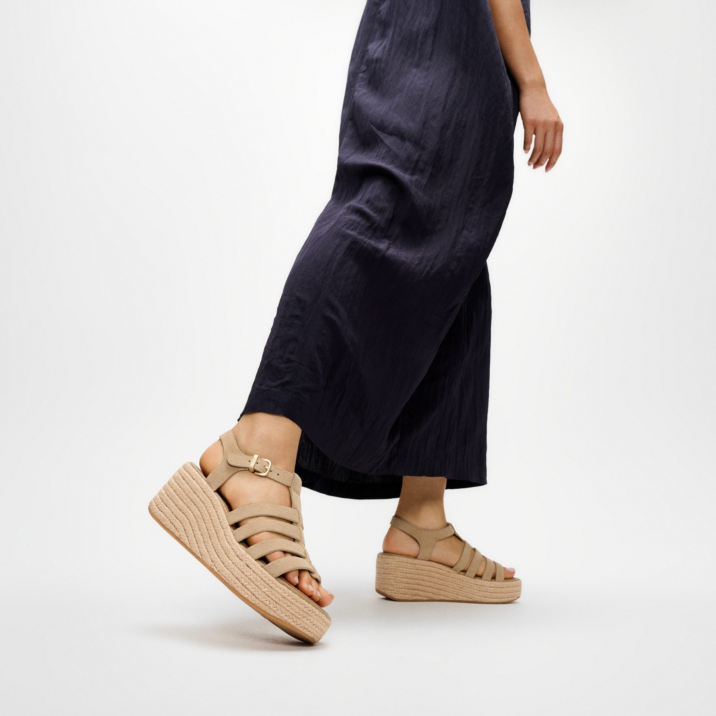 Fitflop PLATFFORMS ESPADR. SUEDE FISHERMAN WEDGE SANDALS Keilsandalette Plateau, Sandale, Sommerschuh mit verstellbaren Riemchen