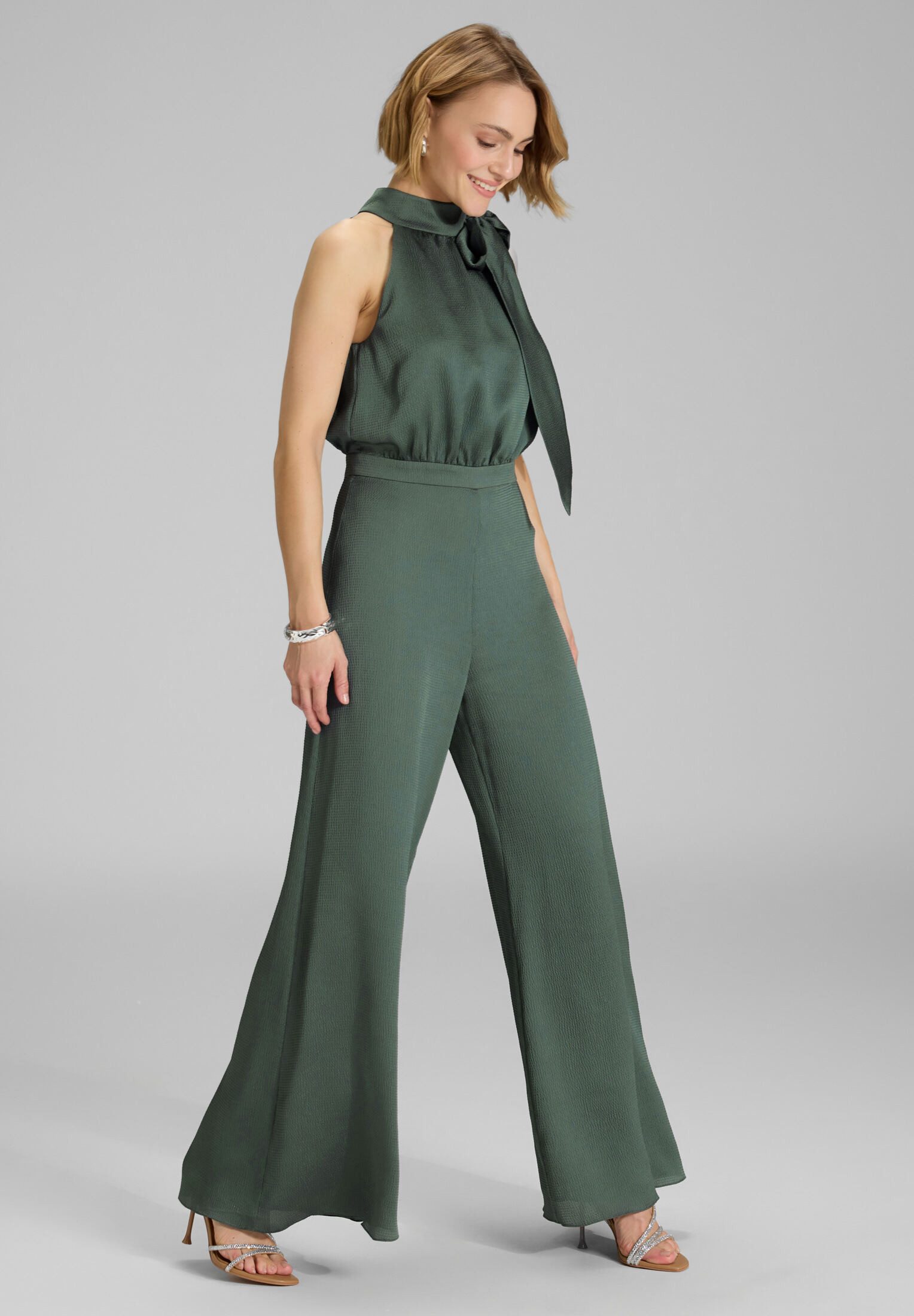 SWING Jumpsuit - Jumpsuit mit Schluppe aus gehämmertem Satin Oberteil in lo günstig online kaufen