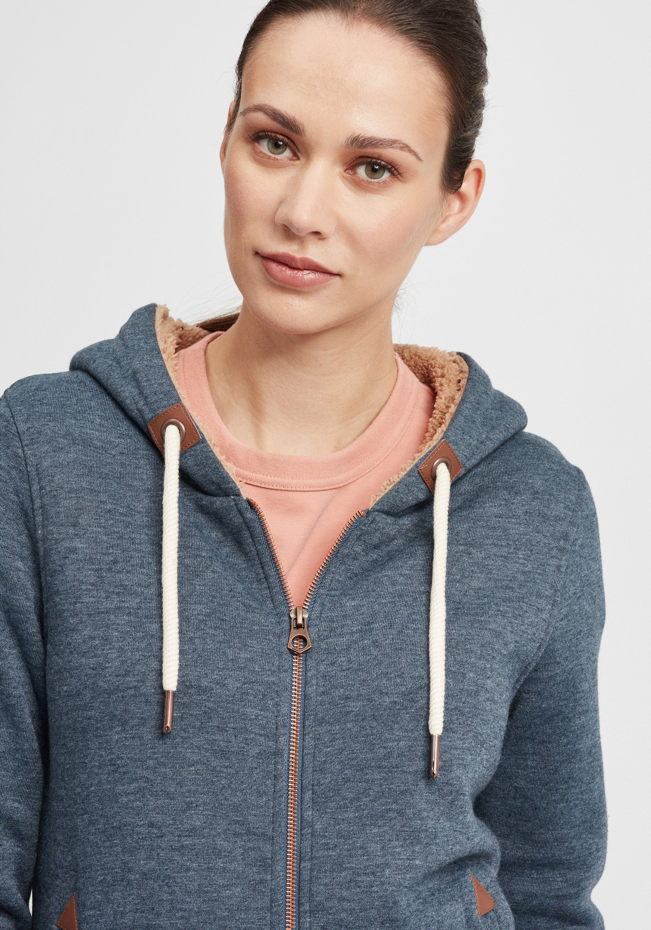 OXMO Kapuzensweatjacke OXVicky Sweatshirtjacke mit Teddyfutter