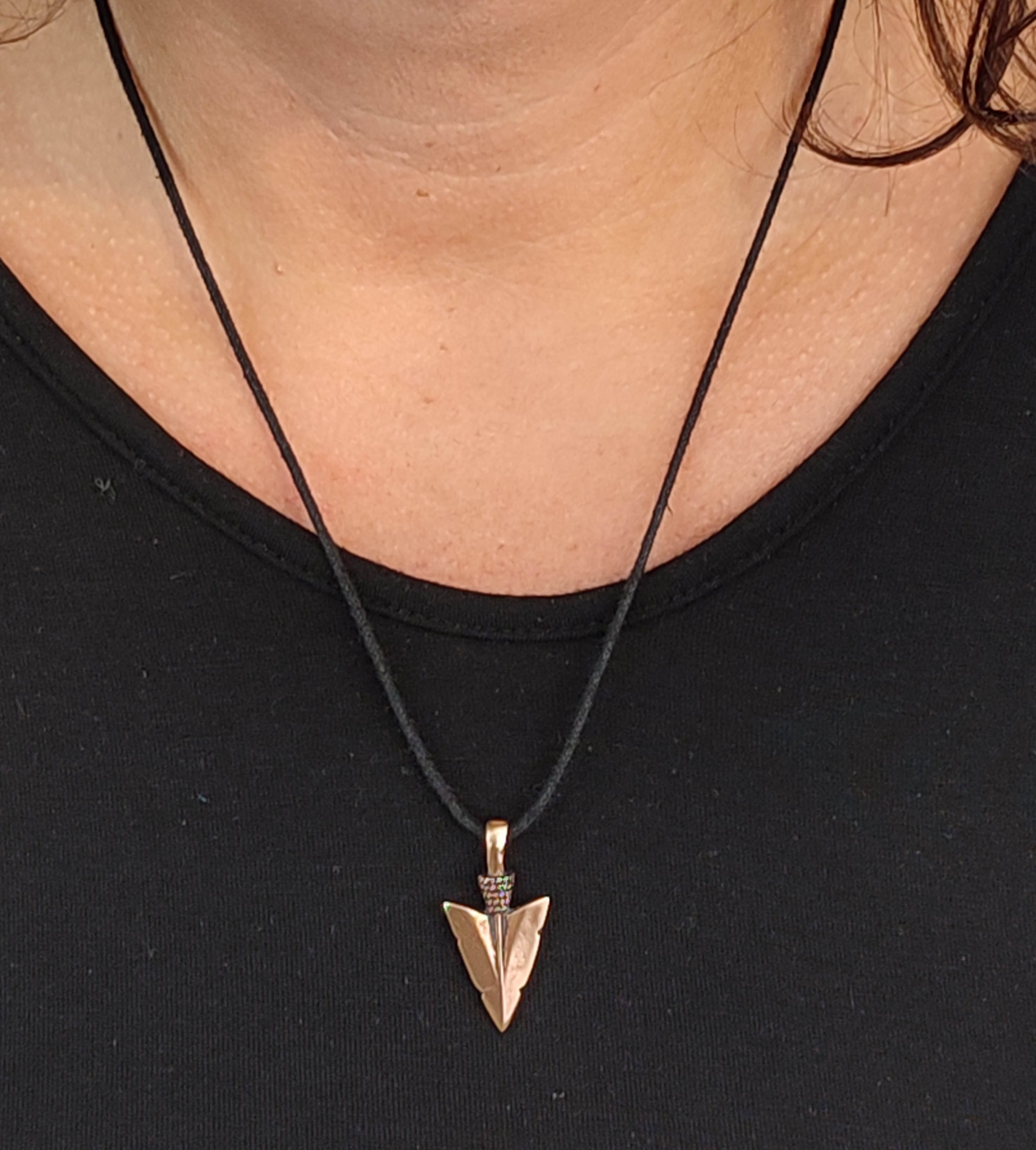 Kiss of Leather Kettenanhänger bran-145 Anhänger Pfeilspitze aus Bronze Pfeil Spitze Wikinger