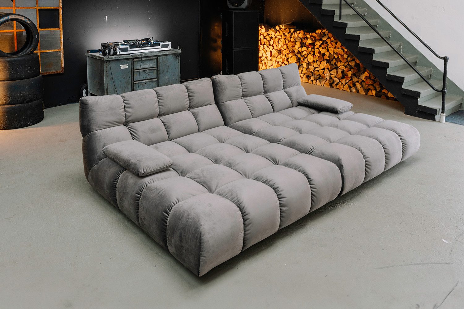 KAWOLA Big-Sofa VIVIEN Riesensofa Velvet - Entspannung pur - Modernes Wohnen, XXL Couch mit Samt Bezug – Maximaler Komfort, Top Design
