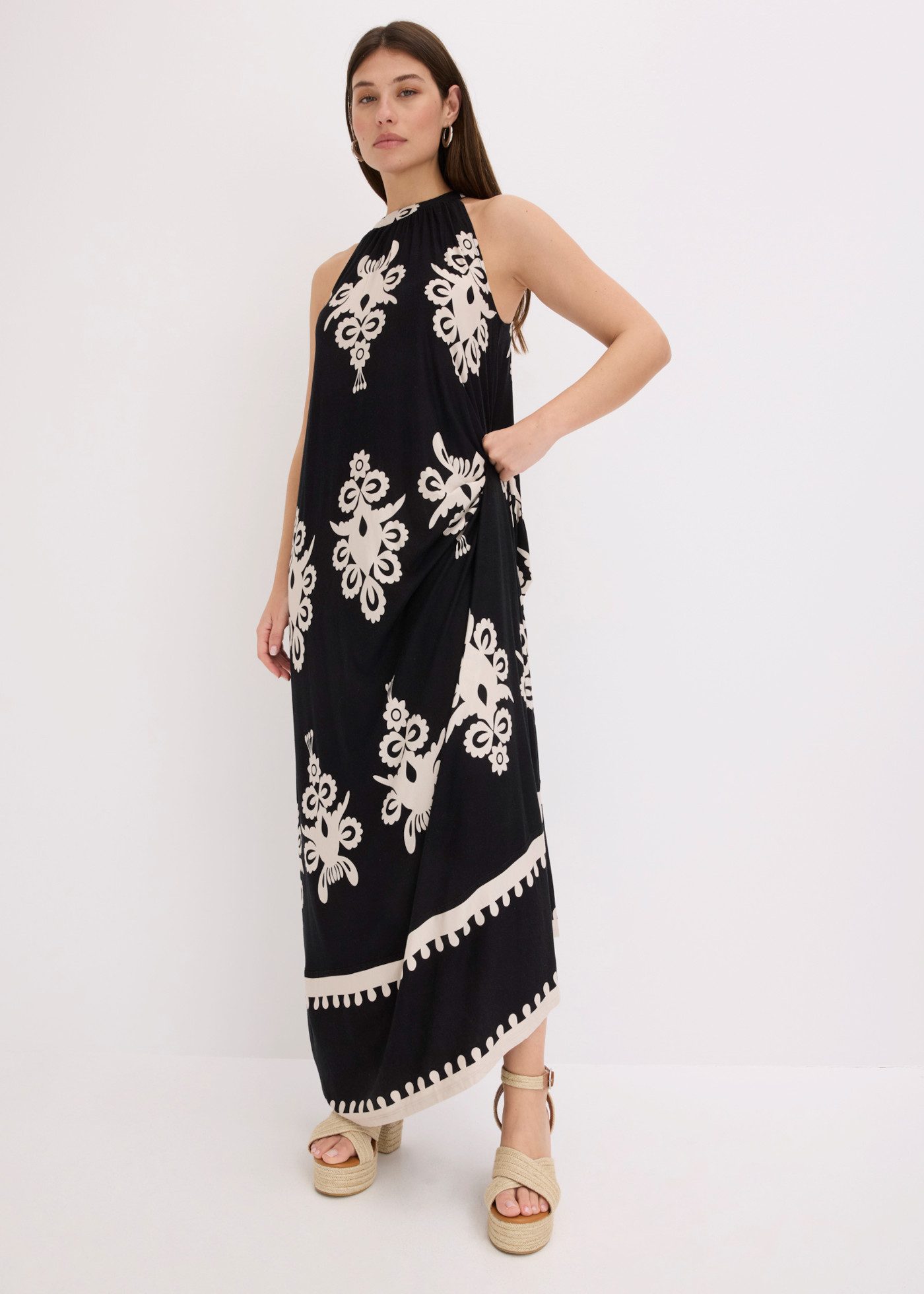 bonprix Jerseykleid aus Viskose-Mix, ausgestellte Passform, maxilänge, ärmellos