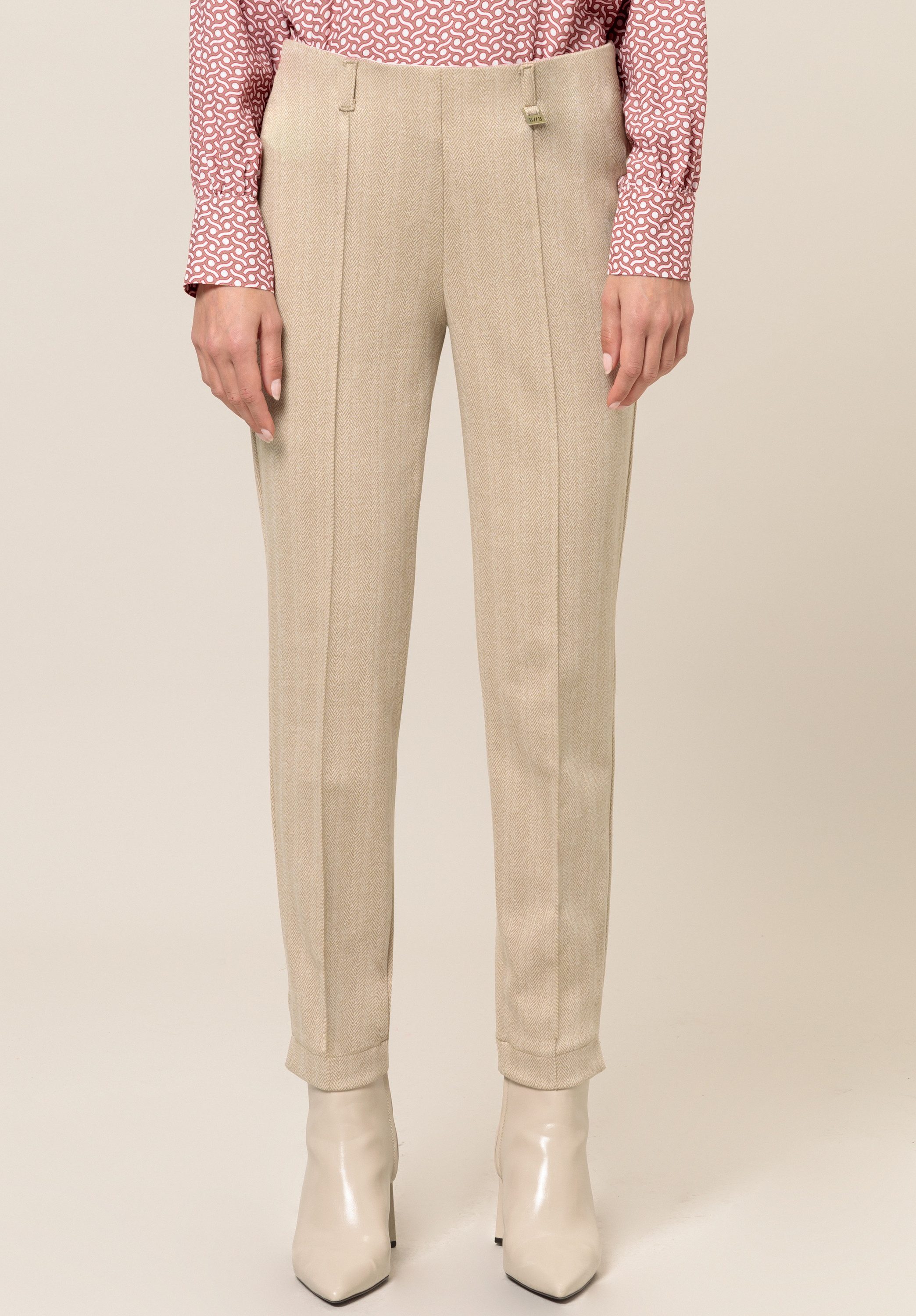 bianca Джегинсы DENVER in modernem Fischgrätmuster und cleaner Optik