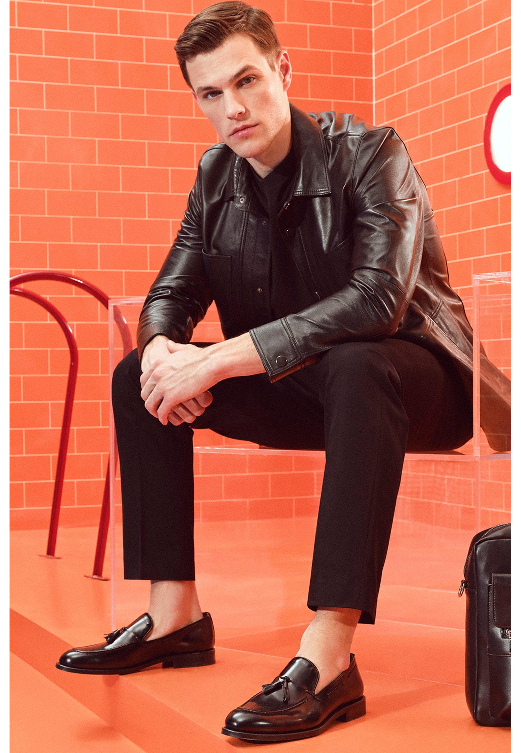 Derimod Klassische Loafer aus Leder Loafer Echtes Leder, Lederfutter, Neolit-Sohle, Slip-On, Quastendetail