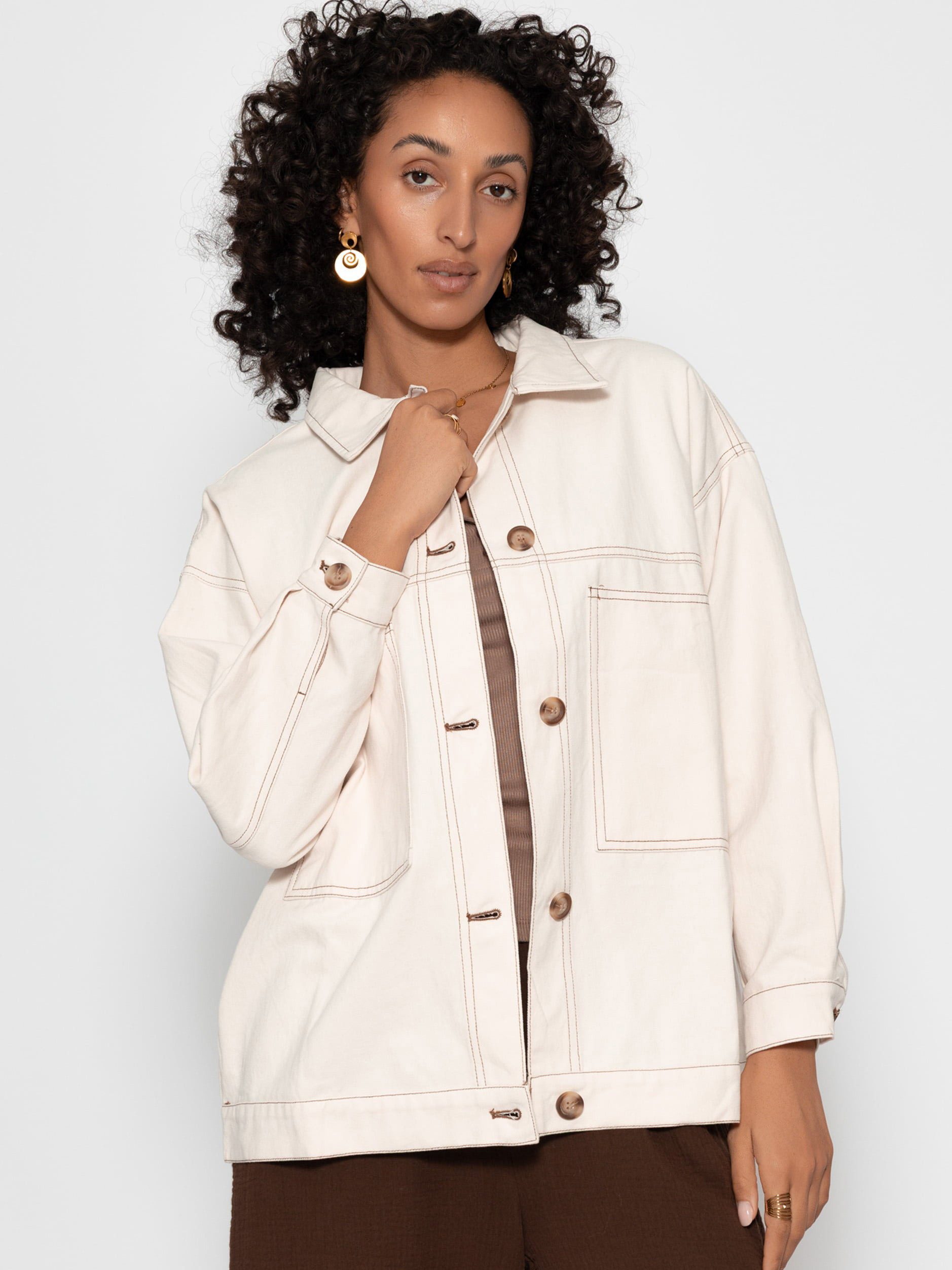 SASSYCLASSY Blusenjacke Oversized Blusenjacke aus Baumwolle Damen Lässige Baumwoll-Übergangsjacke mit großen Taschen und Kontrastnähten