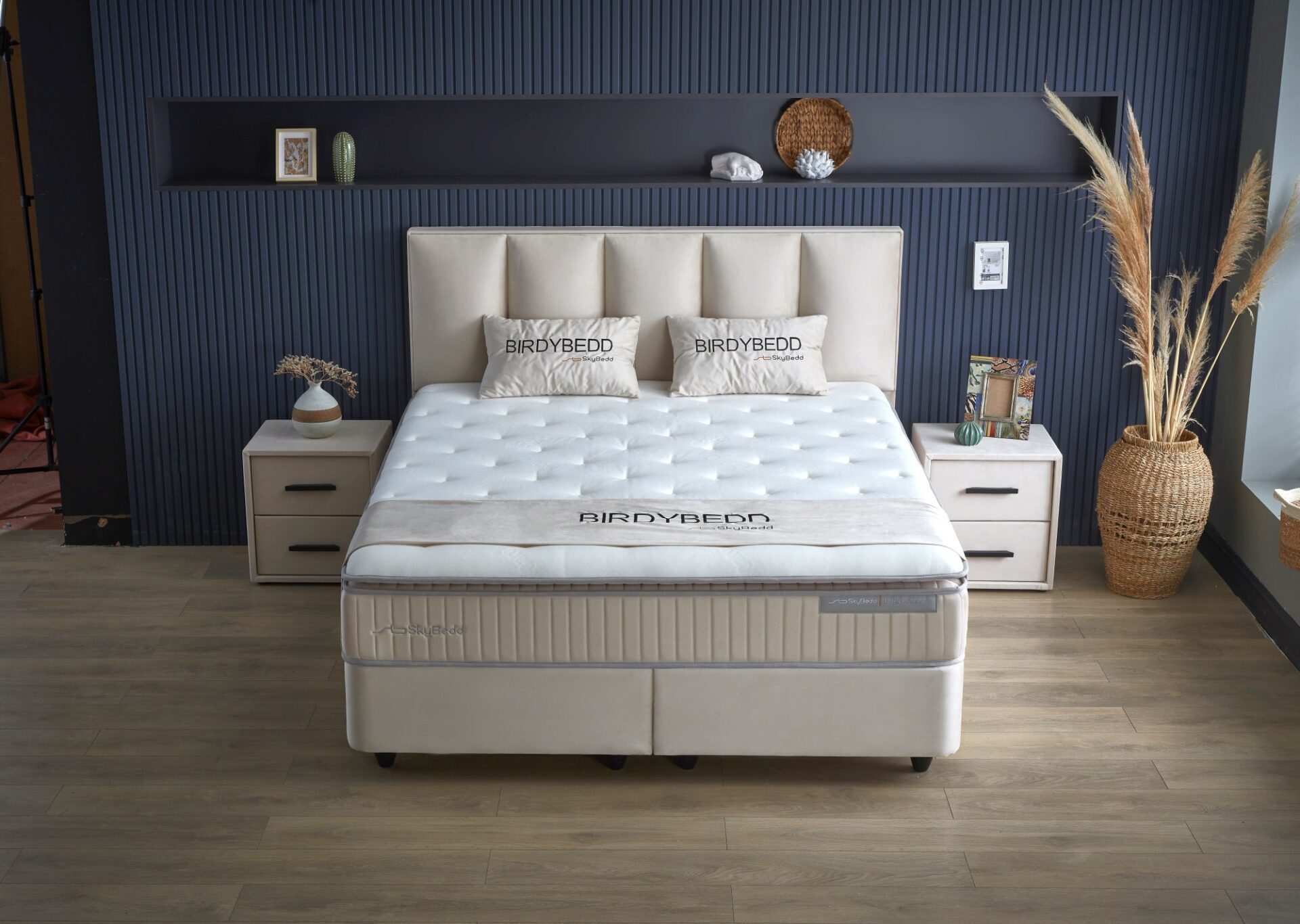 gowoll Boxspringbett BIRDY Bett Set Boxpringbett mit Matratze Stauraumbett Doppelbett (Boxbett Set), Polsterbett Kontinentalbett, dekorativem Kopfteil