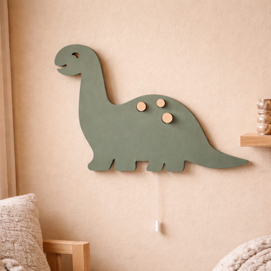 COZYCOLLECTIONS LED Wandleuchte Dinosaurier LED-Wandnachtlicht Holz Salbeigrün, LED, Warmweiß, Montessori-inspiriertes Nachtlicht für ruhige Abendrituale