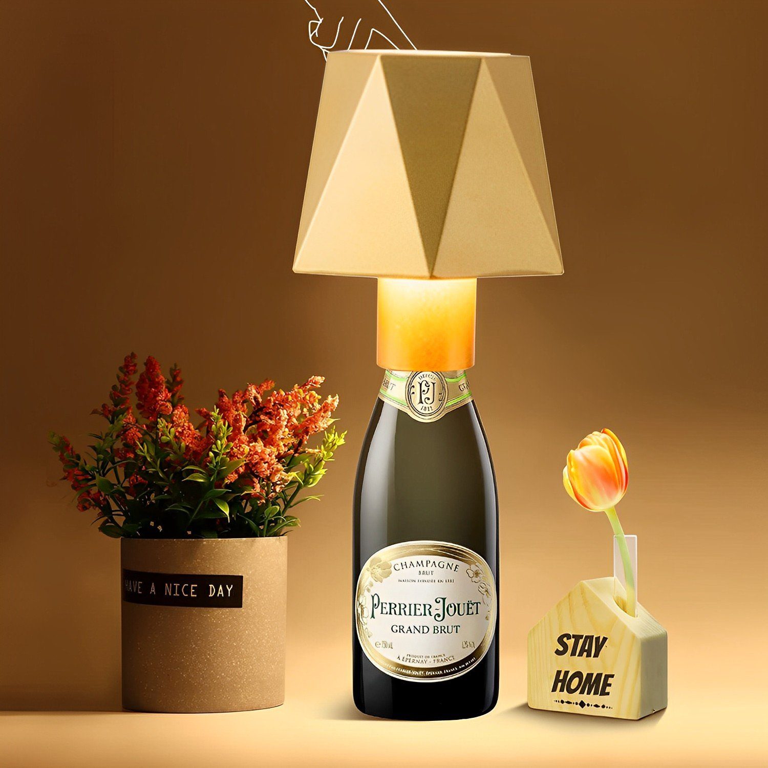 KUGI LED Nachttischlampe LEDTischleuchte Dimmbare Flaschenlampe Akku, Bar-Restaurant-Atmosphärenlicht,Weinkopf-Nachtlicht, tragbare kreative tragbare Ladeschreibtischlampe, Modern Creative Tischleuchte Kabellos Weinflaschenlicht golden